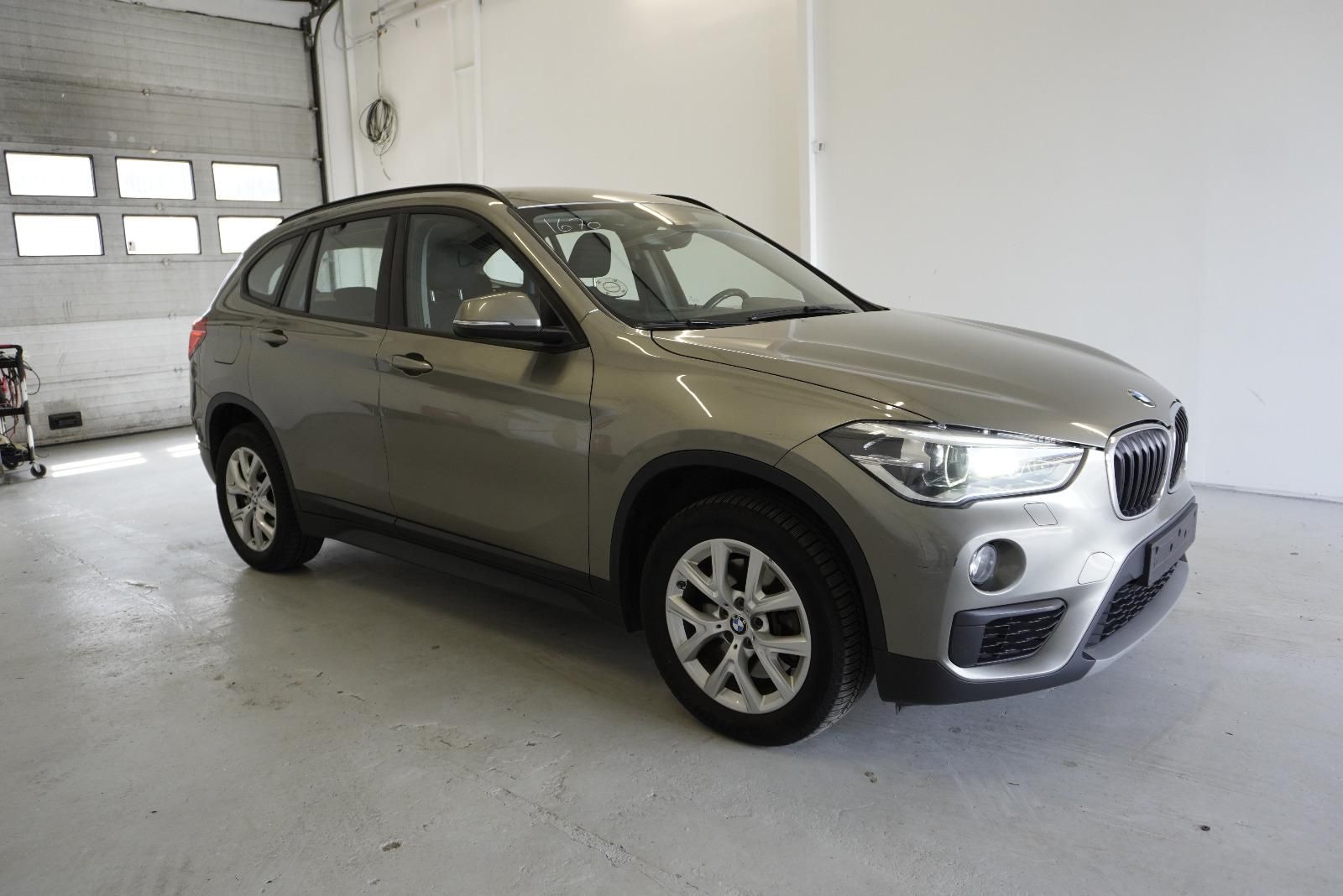 BMW X1, 2.0d 140kW sDRIVE AUTOMAT - fotka 3