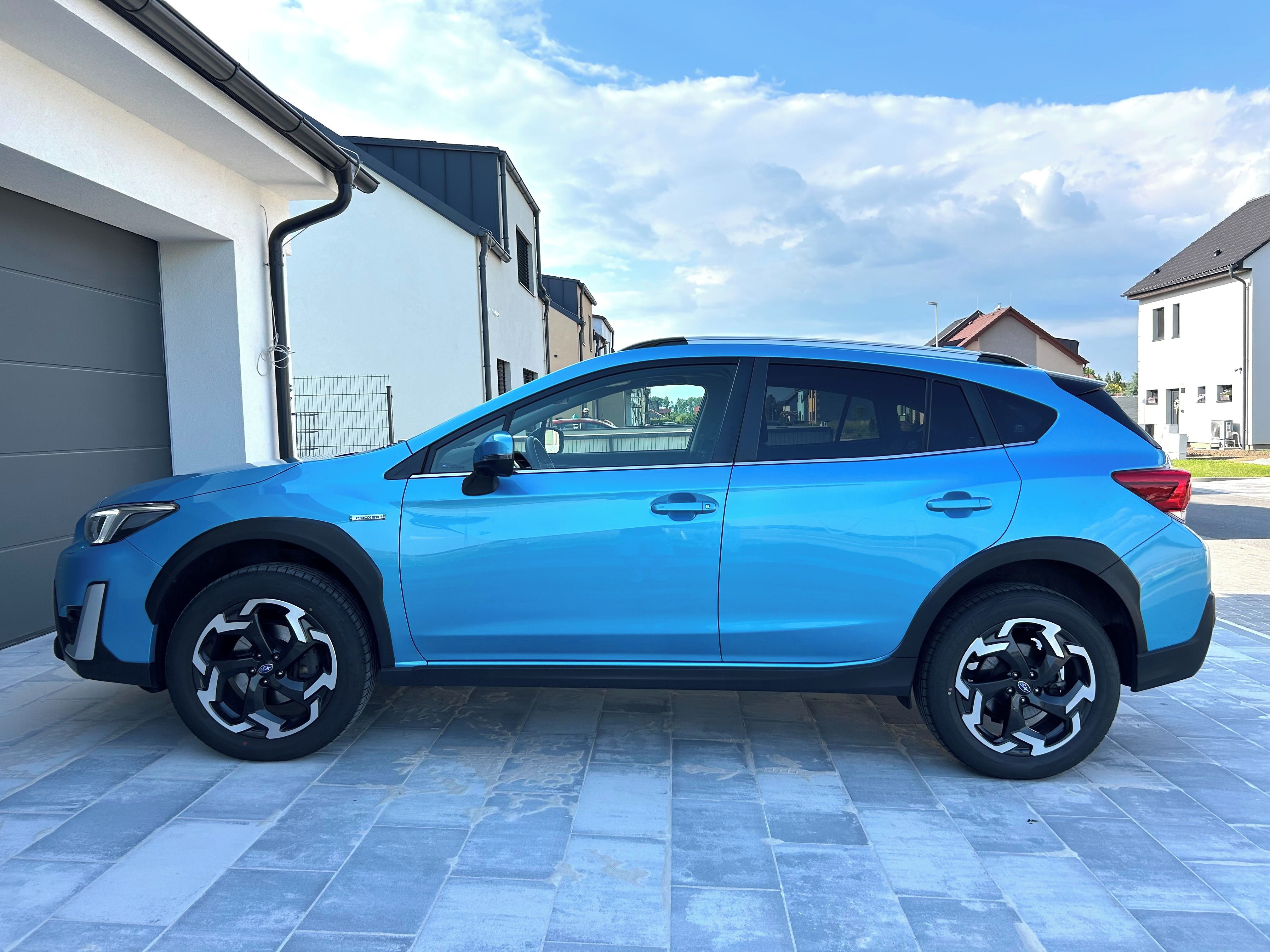 Subaru XV, 2.0e-Boxer Sport, zánovní stav - fotka 4