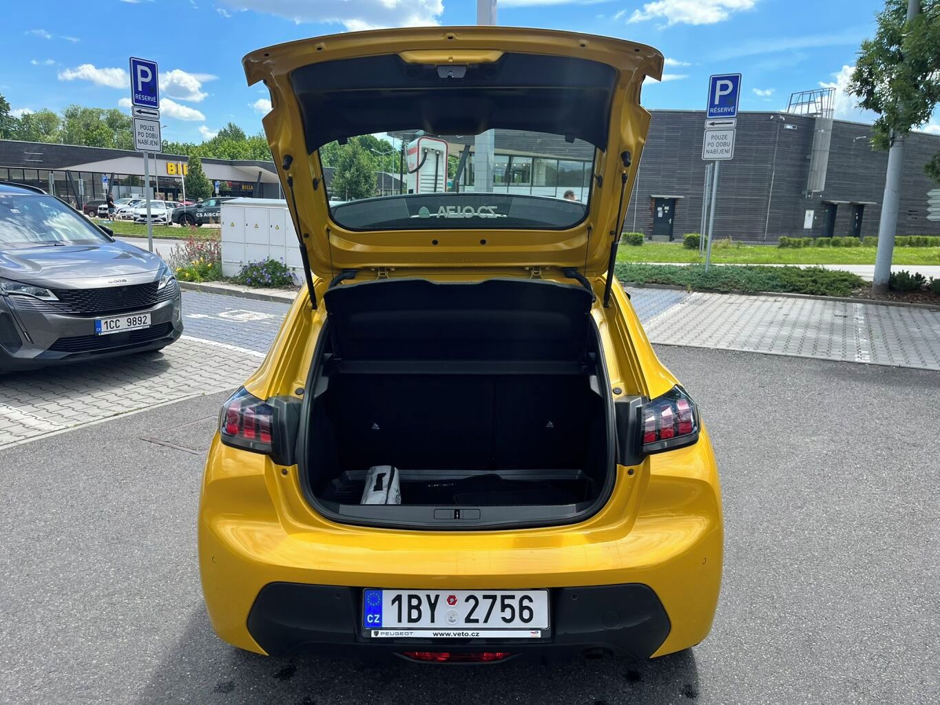 Peugeot 208, 1.2 PureTech 55 kW MAN5 - fotka 6