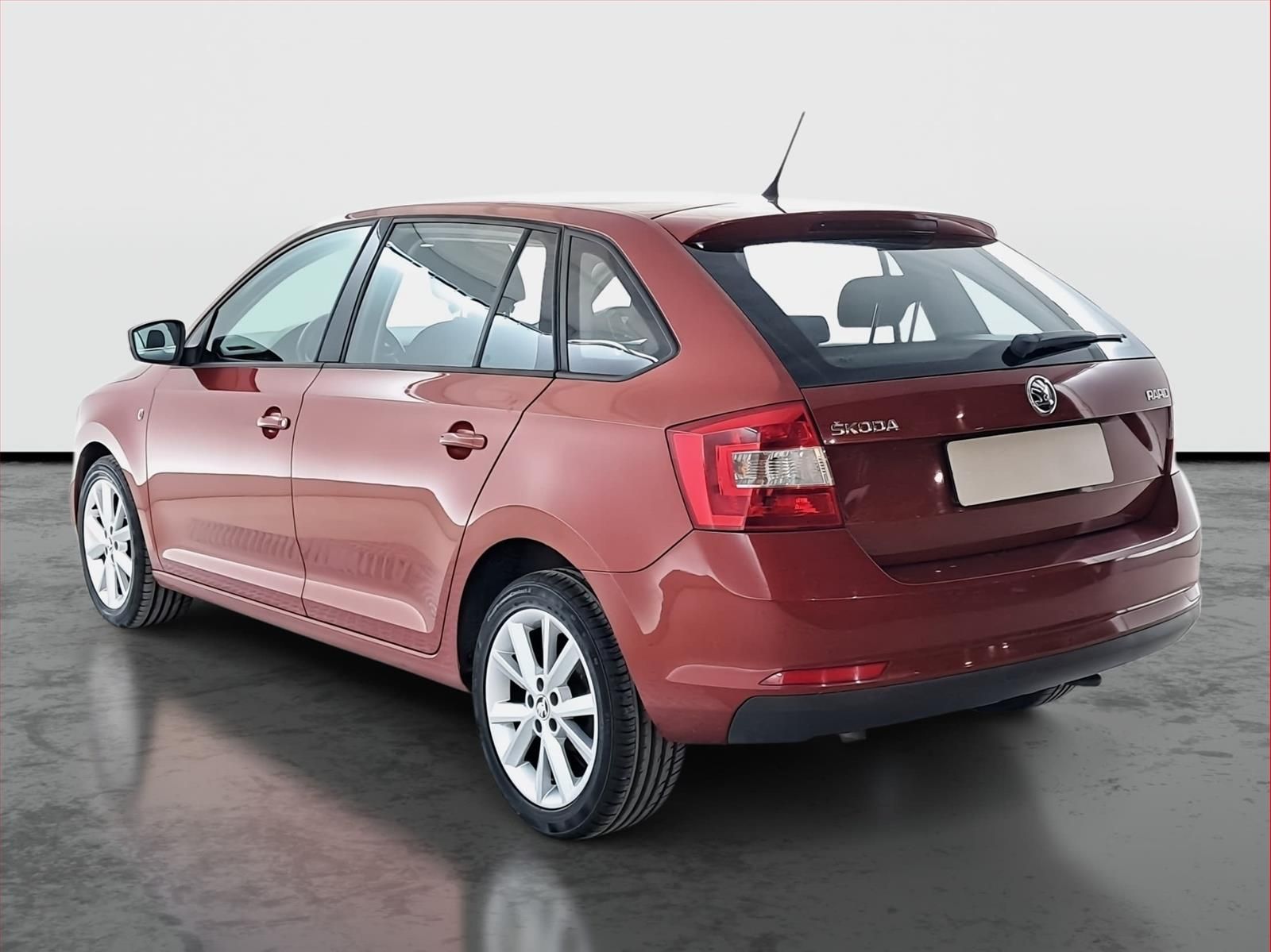 Škoda Rapid, 1.6 TDI, Navi, Klima, Tempomat - fotka 4