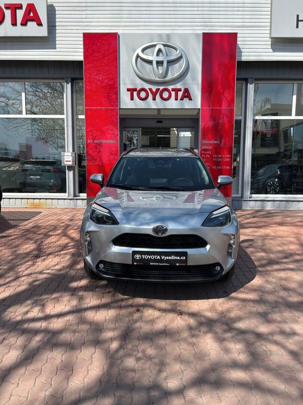 Toyota Yaris Cross, 1,5 hybrid 116 koní Comfort - fotka 2