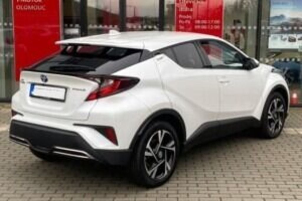 Toyota C-HR, 2,0 Hybrid E-CVT STYLE - fotka 3