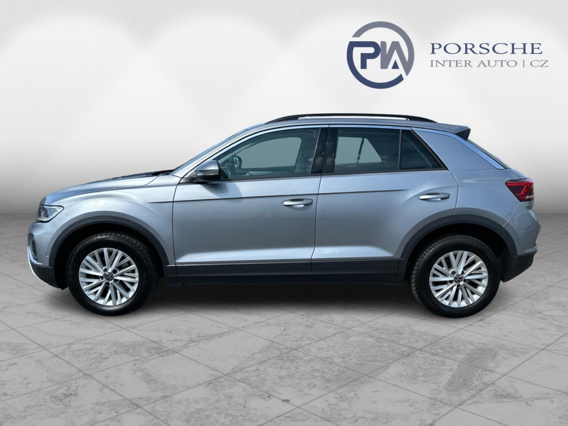 Volkswagen T-Roc, 1.5 TSI Life Manuál - fotka 3