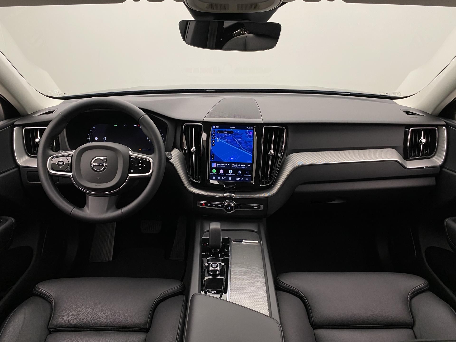 Volvo XC60, B4 AWD BRIGHT PLUS AUT CZ - fotka 2