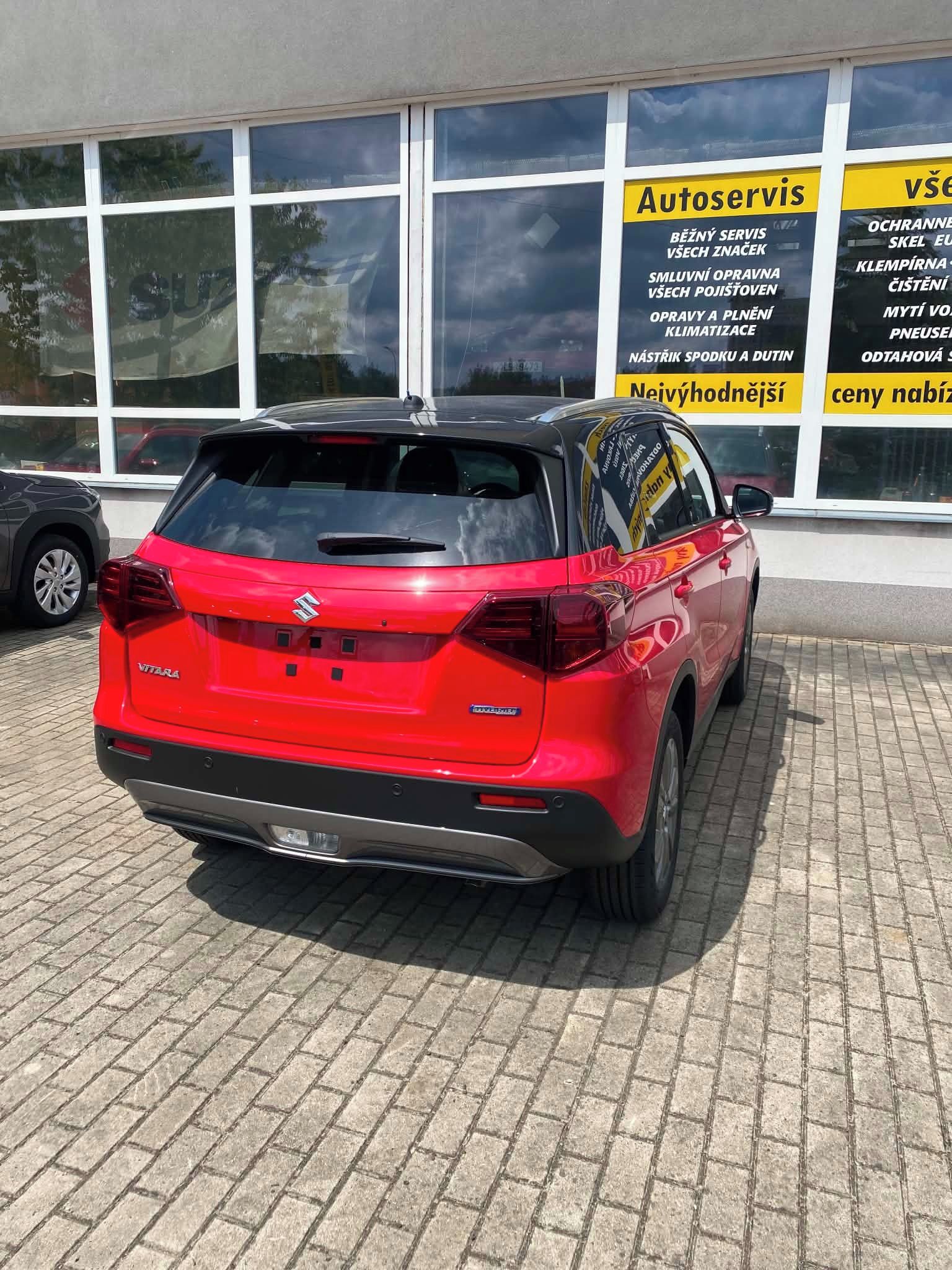 Suzuki Vitara, 1.4 Premium 4x4 Hybrid A9H - fotka 3