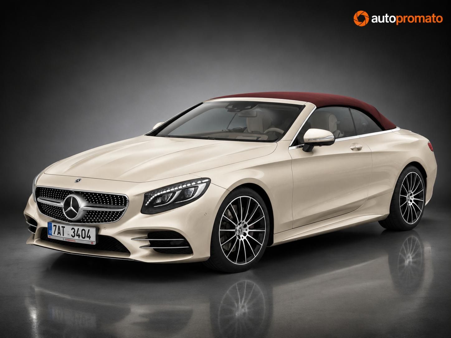 Mercedes-Benz Třídy S, 560 cabrio - fotka 2