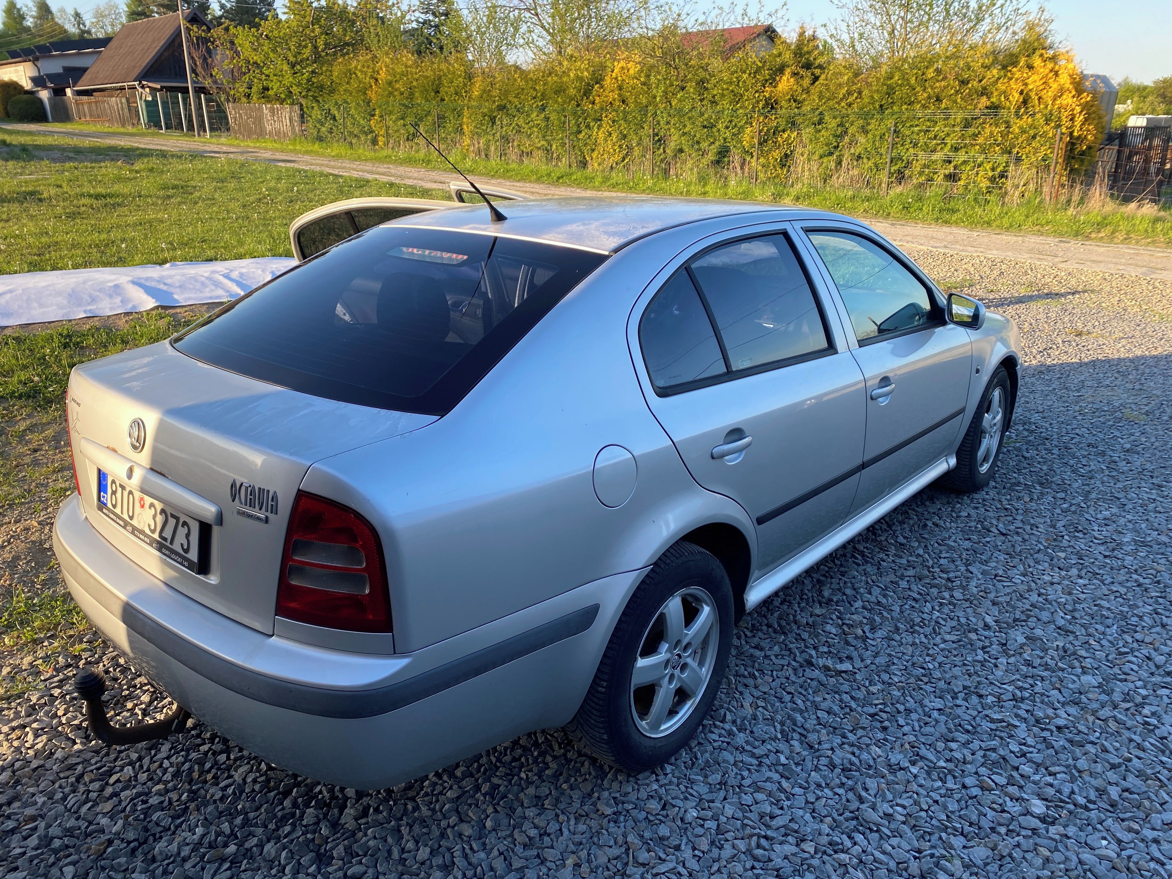 Škoda Octavia, 1.9 TDI po STK + TZ - fotka 3