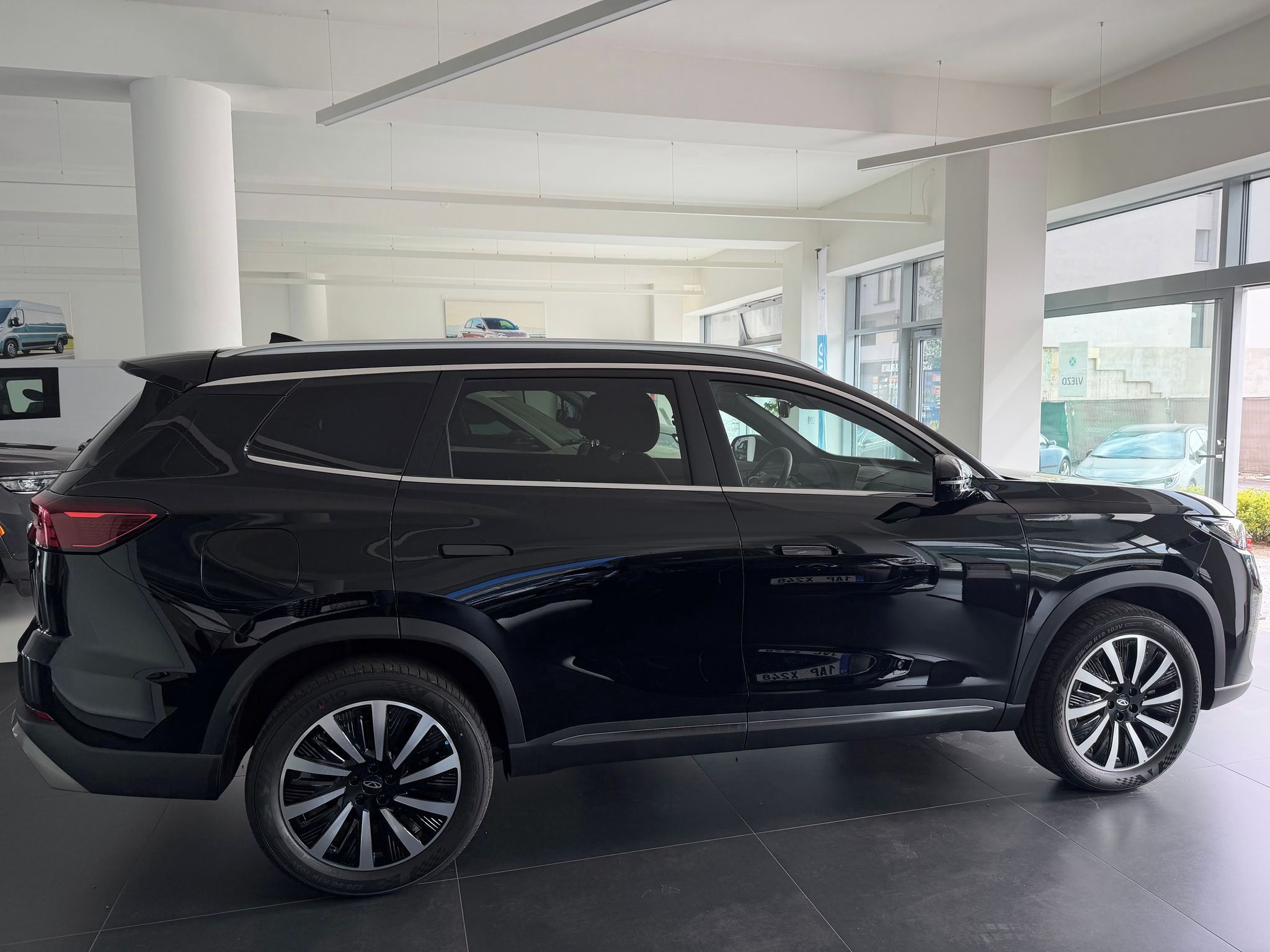 Chery Tiggo 8 PHEV, Unique PHEV - fotka 3