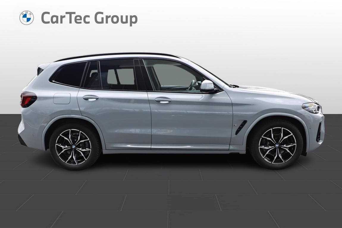BMW X3, xDrive30e - fotka 6