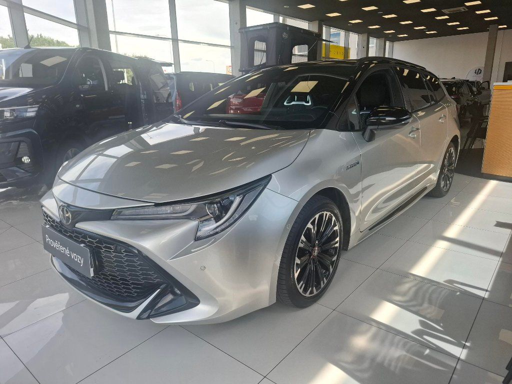 Toyota Corolla, 1.8HEV 72 KW GR Sport 2021