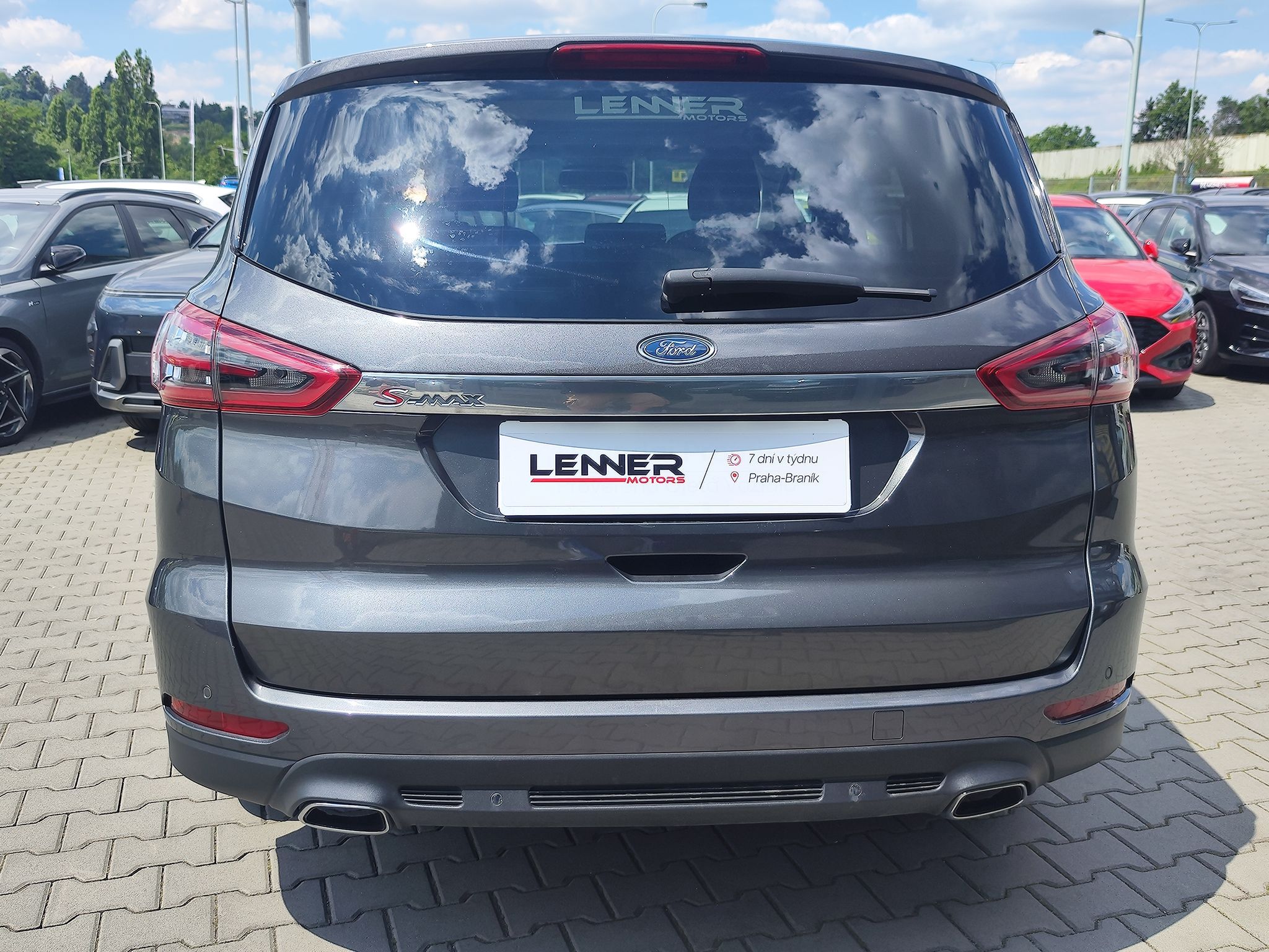 Ford S-MAX, 2.0 TDCI/132kW Titanium - fotka 6