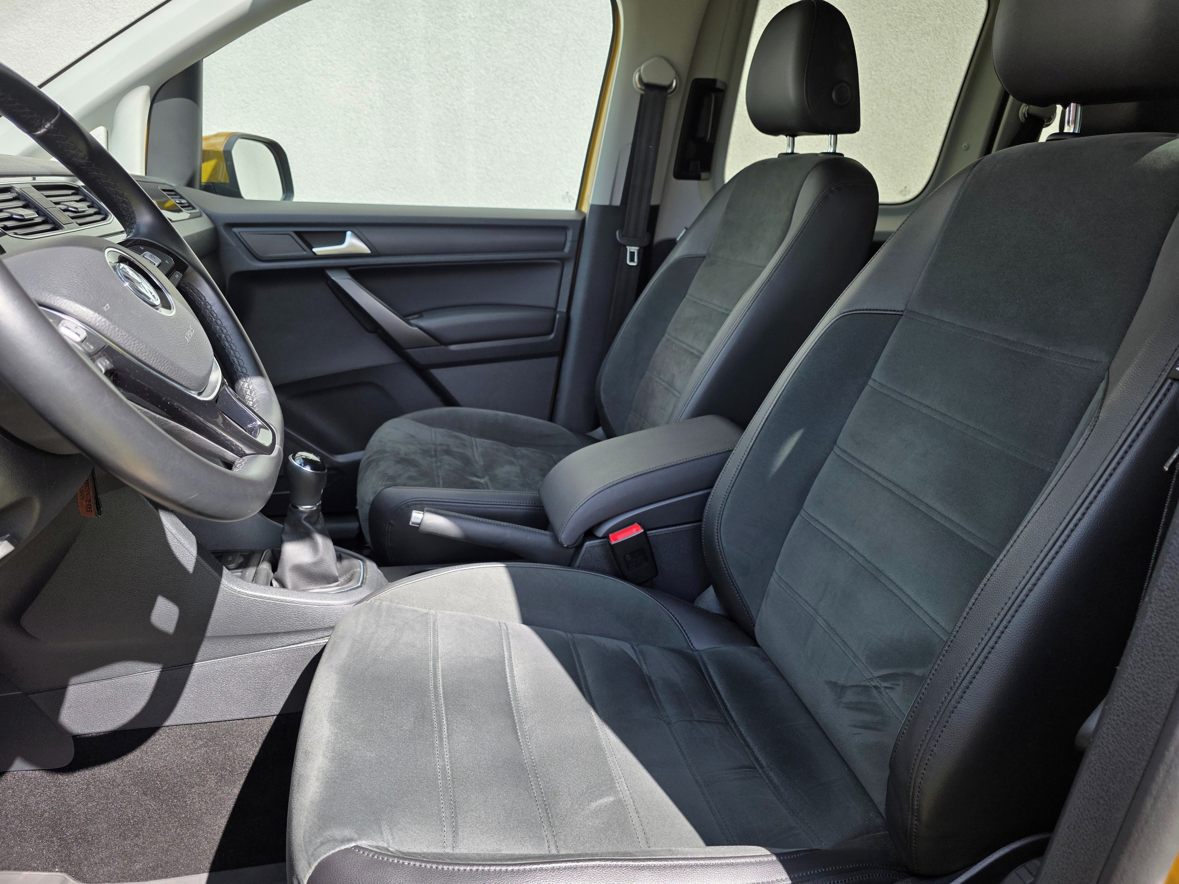 Volkswagen Caddy, 1,4 TSI 96KW 27000KM - fotka 6