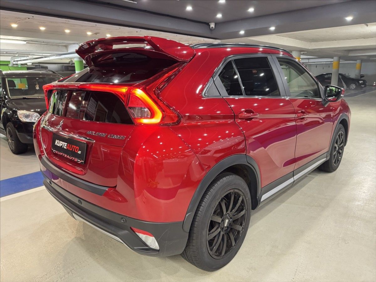 Mitsubishi Eclipse Cross, 1,5 T-MIVEC  Instyle - fotka 6