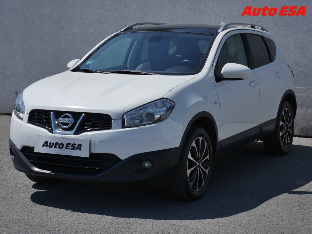 Nissan Qashqai, 1.6 16V,ČR - fotka 3