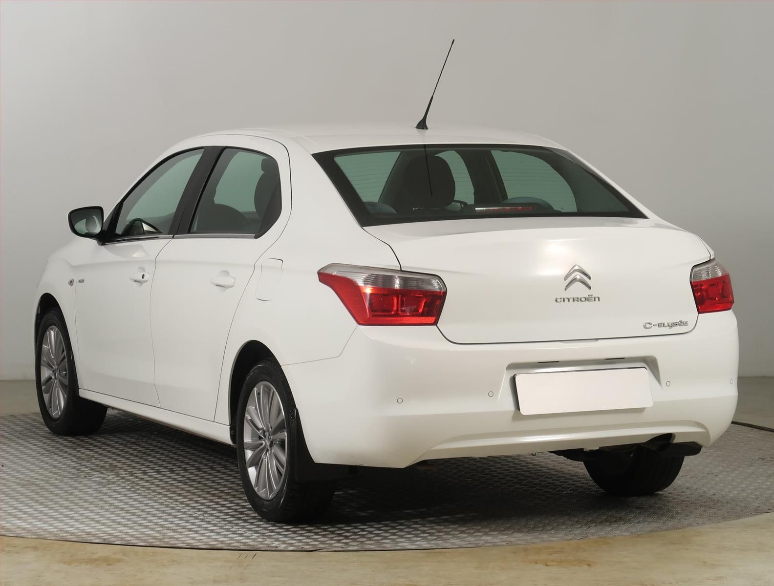 Citroën C-Elysée, 1.2 PureTech, Serv.kniha - fotka 4