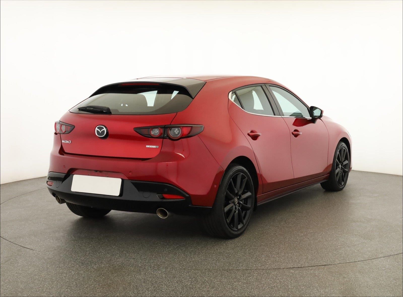 Mazda 3, 2.0 e-Skyactiv X, Automat - fotka 5