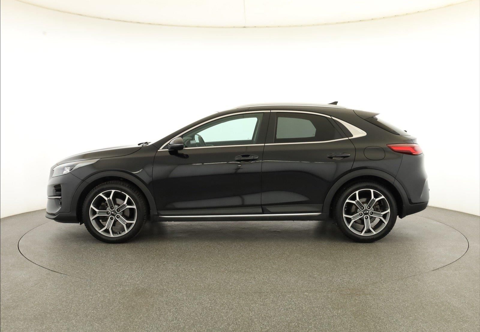 Kia XCee´d, 1.5 T-GDI, Záruka, ČR,1.maj - fotka 3