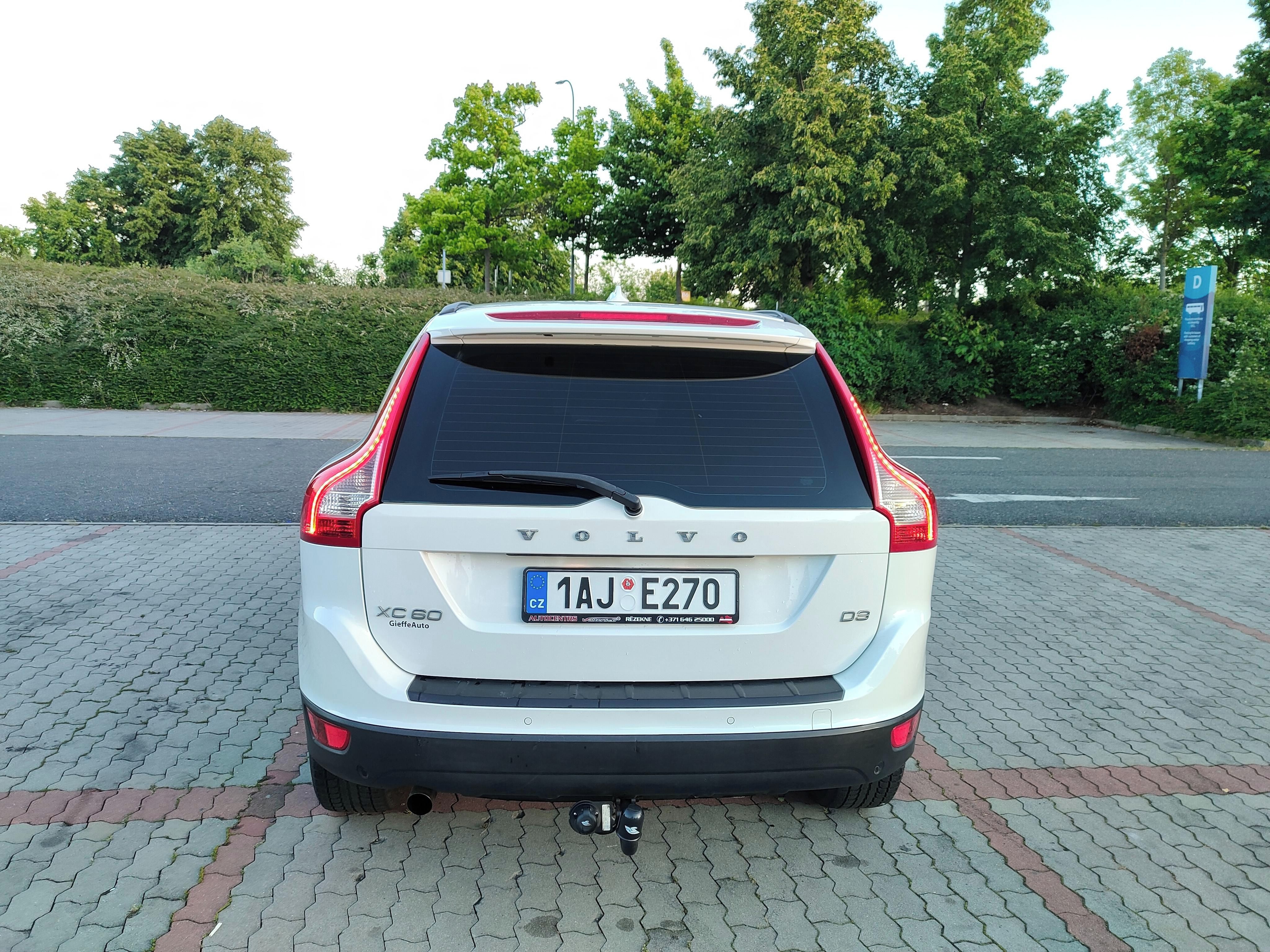 Volvo XC60, Volvo XC60 D3 AT, Tažné - fotka 3