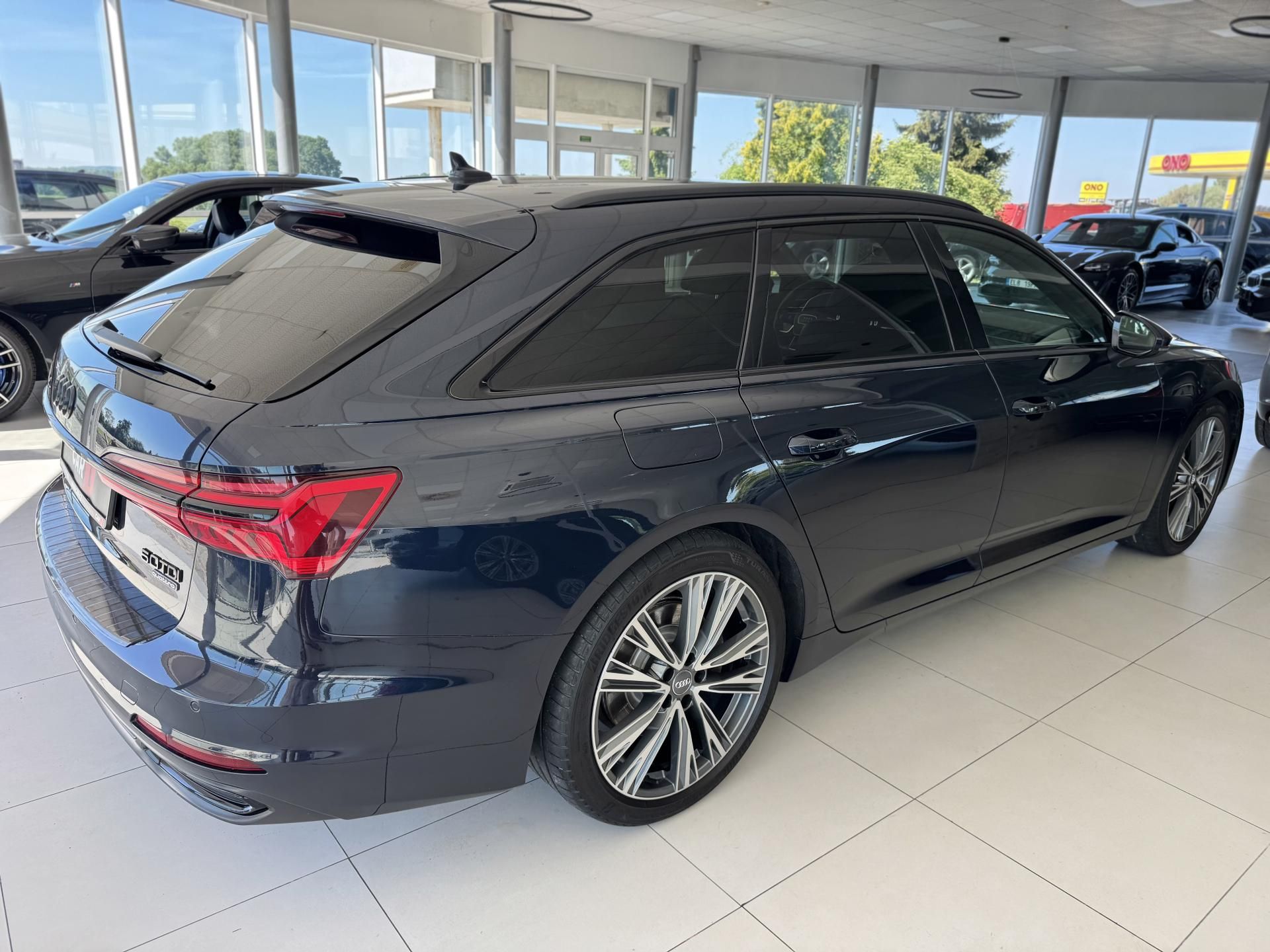 Audi A6, 50TDI Q*Vzduch*Webasto*Tažné - fotka 5