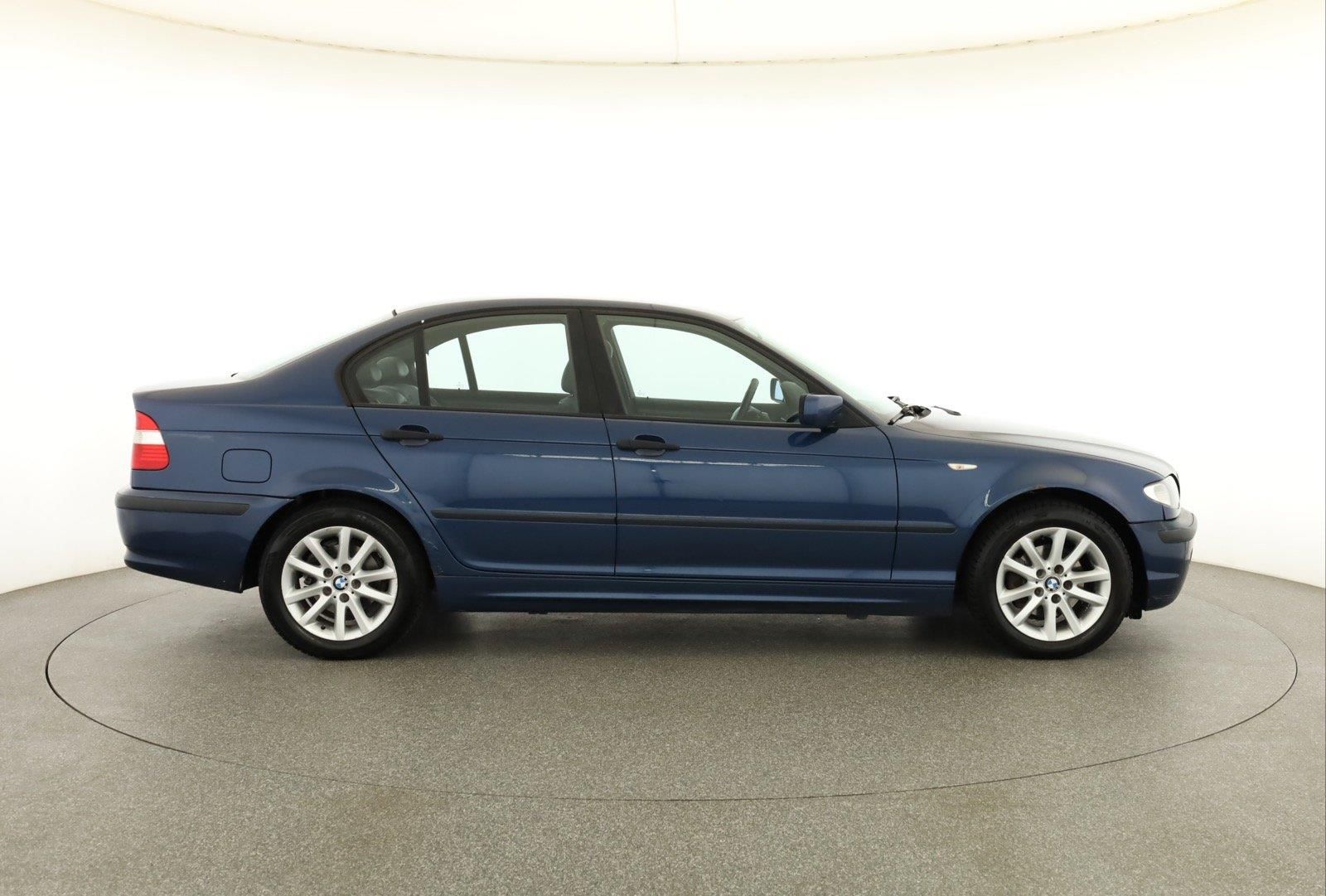 BMW Řada 3, 316 i, po STK - fotka 6