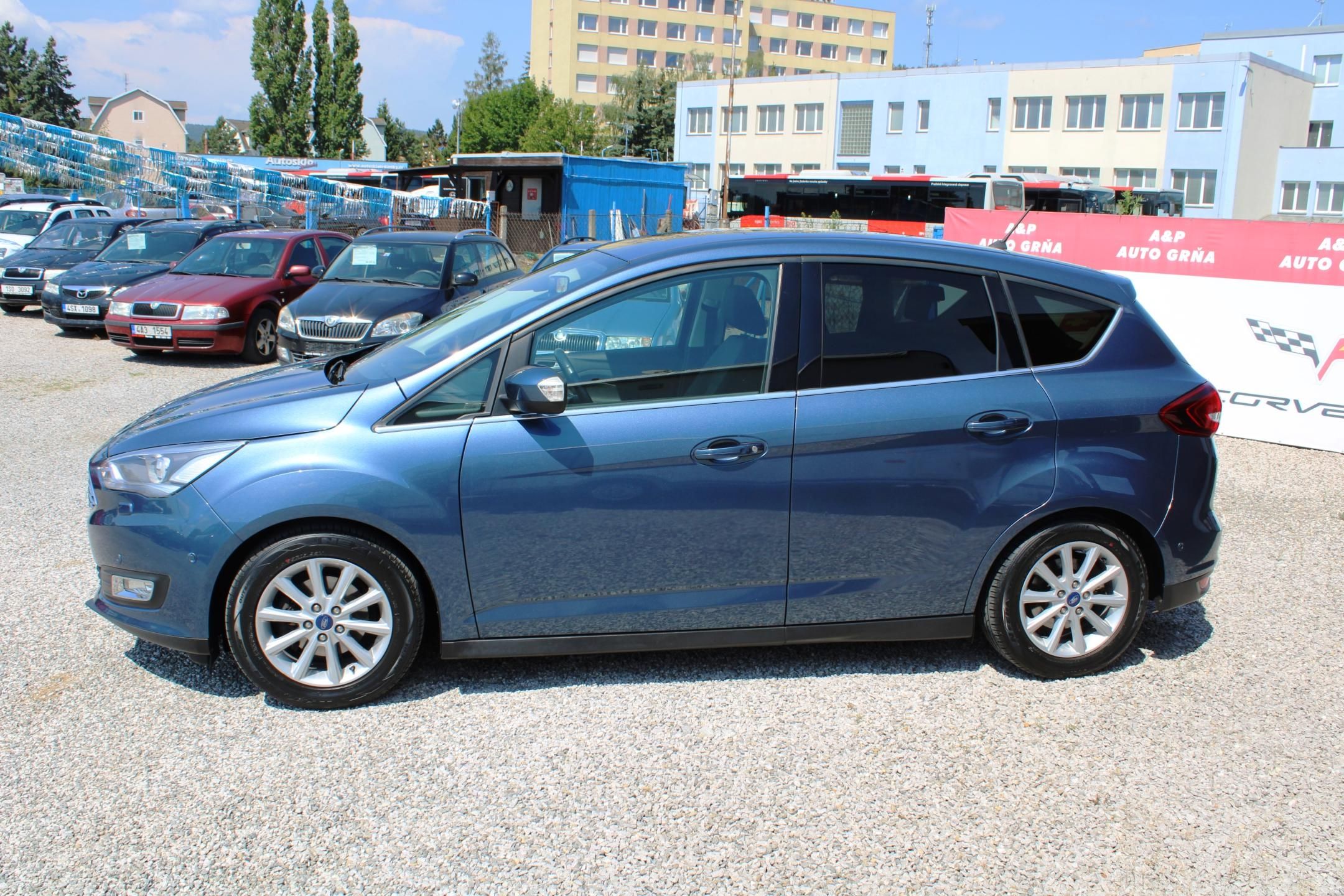 Ford C-MAX, 1,0i TITANIUM KLIMA NAVI XENON - fotka 4