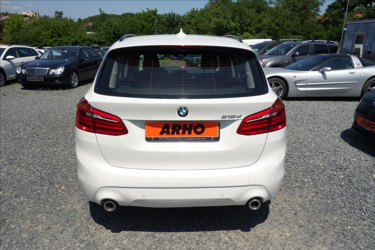 BMW Řada 2, 218d, ČR, 1 MAJ., SERV.KN. - fotka 4