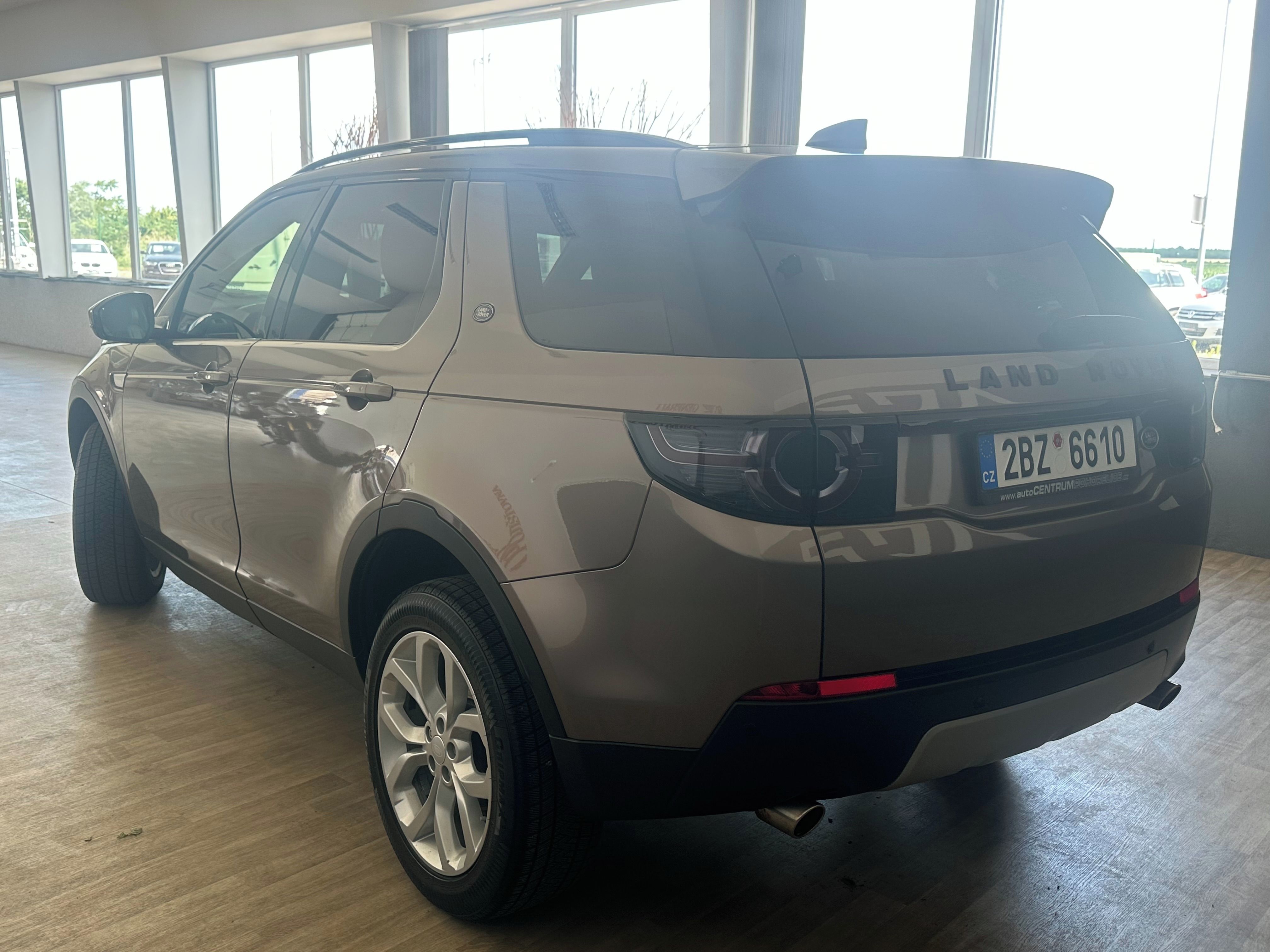 Land Rover Discovery, Sport 2,0D*ČR*Kůže*Navi*DPH* - fotka 5