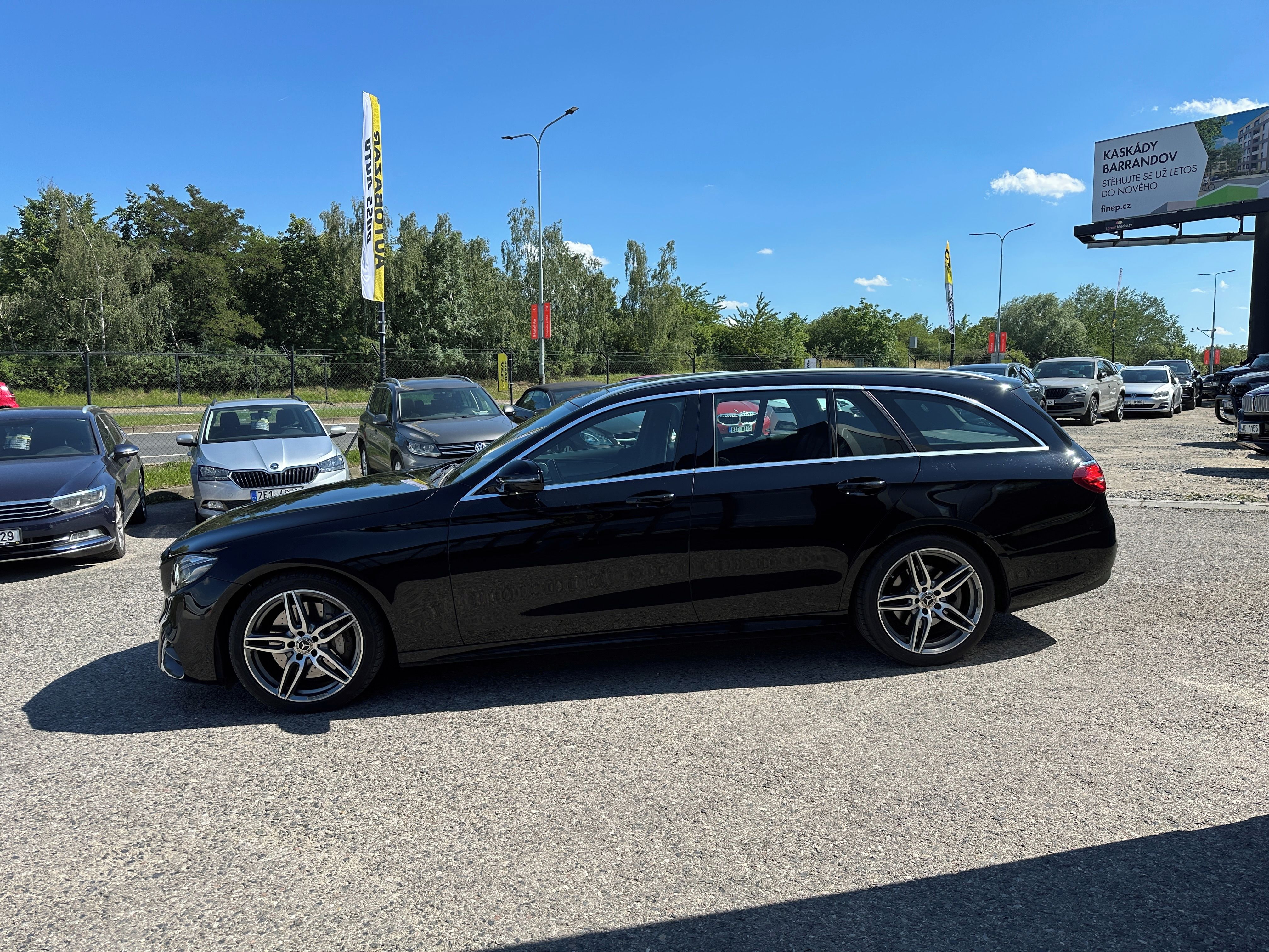 Mercedes-Benz Třídy E, Mercedes-Benz E 400  2019 - fotka 5