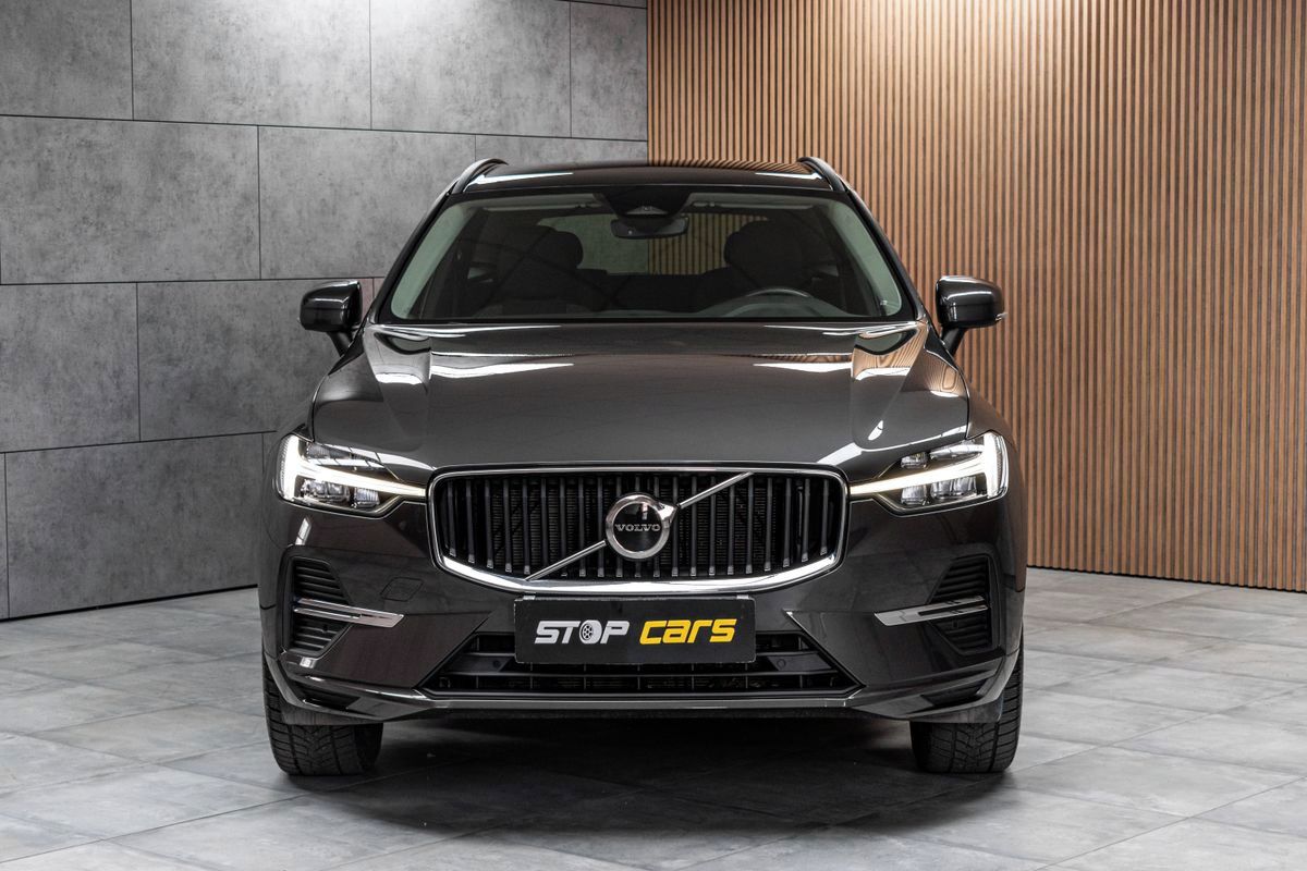 Volvo XC60, B4 CORE*KAMERA*DPH*ČR 1.MAJ* - fotka 2