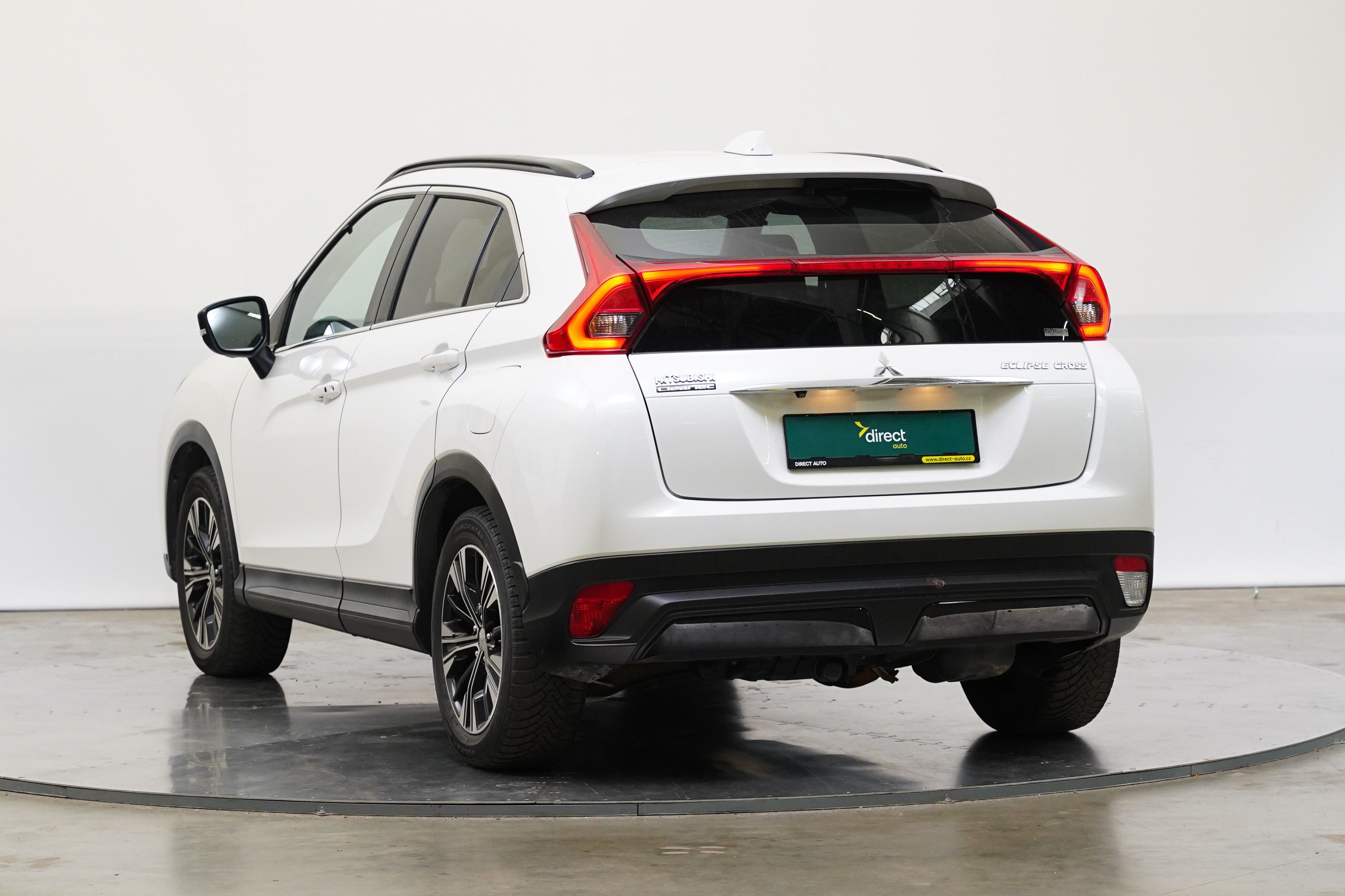 Mitsubishi Eclipse Cross, 2.3 d 109 kW - fotka 4