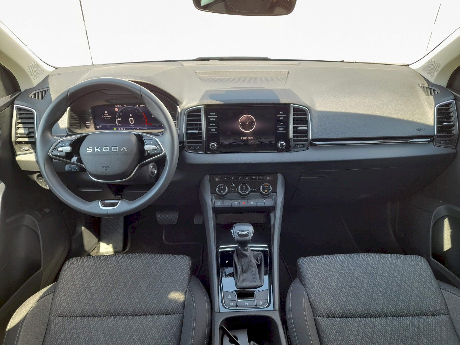 Škoda Karoq, Top Selection 1.5TSI 110kW - fotka 5
