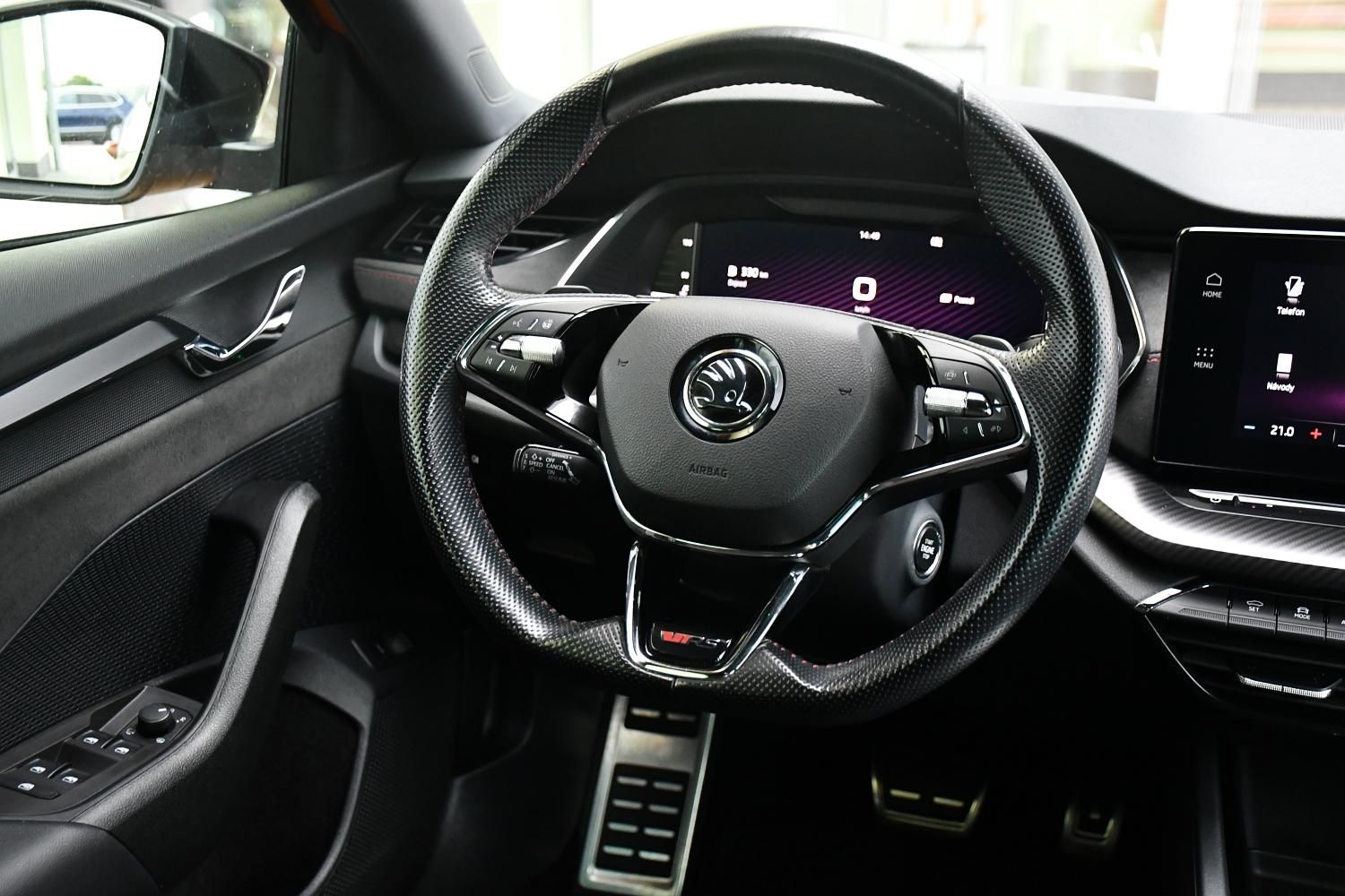 Škoda Octavia, 2.0TDi RS DSG 1M ČR - fotka 6