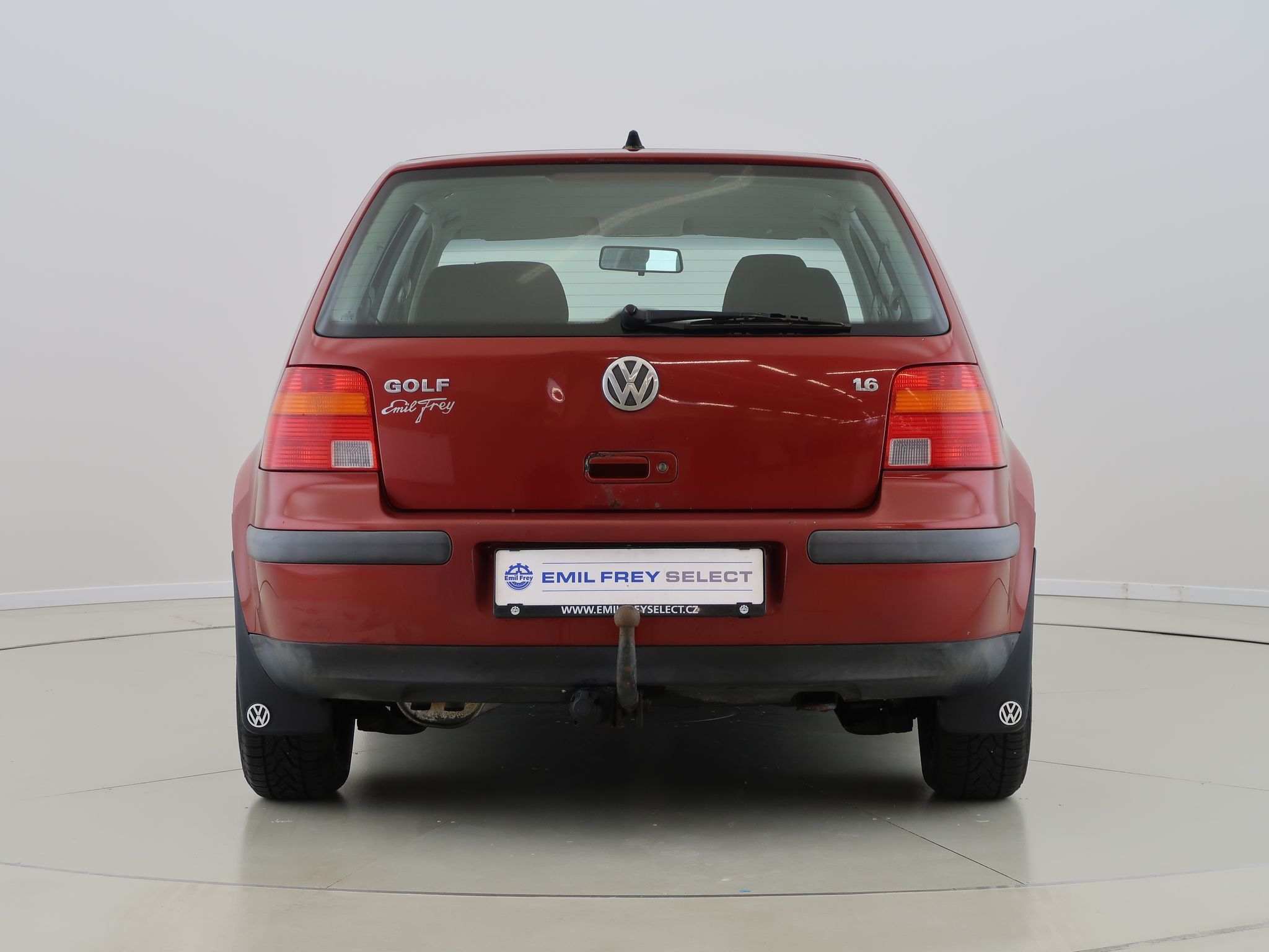 Volkswagen Golf, 1.6,74kW,Manuál,AC,Tažné - fotka 6