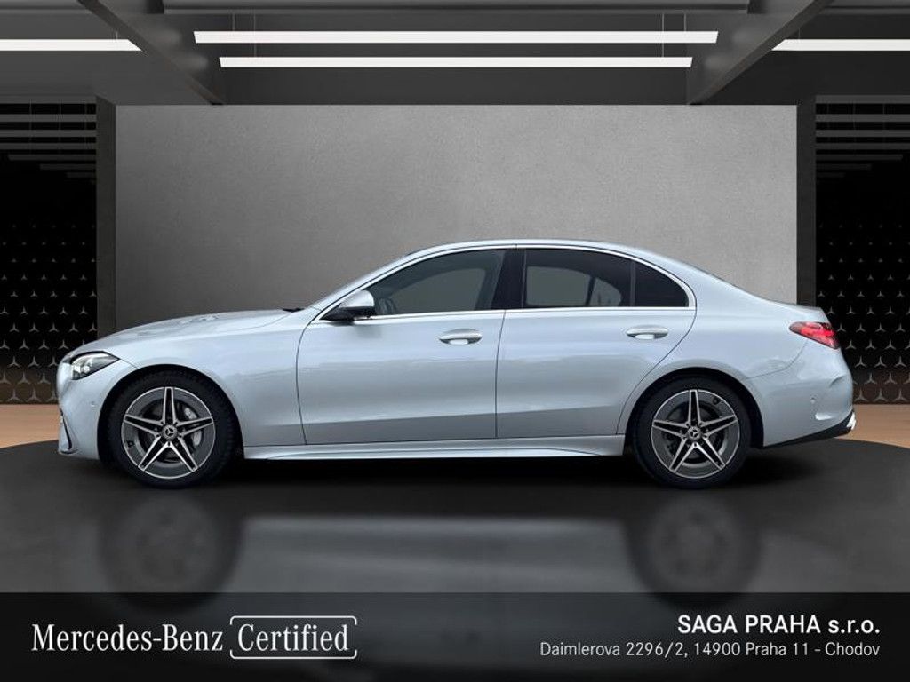 Mercedes-Benz Třídy C, C-Třída 220 d 4MATIC AMG Line - fotka 6