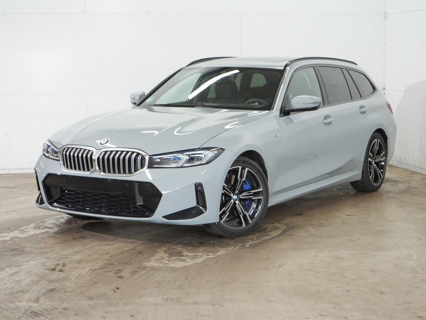 BMW Řada 3, 330D xDrive Touring