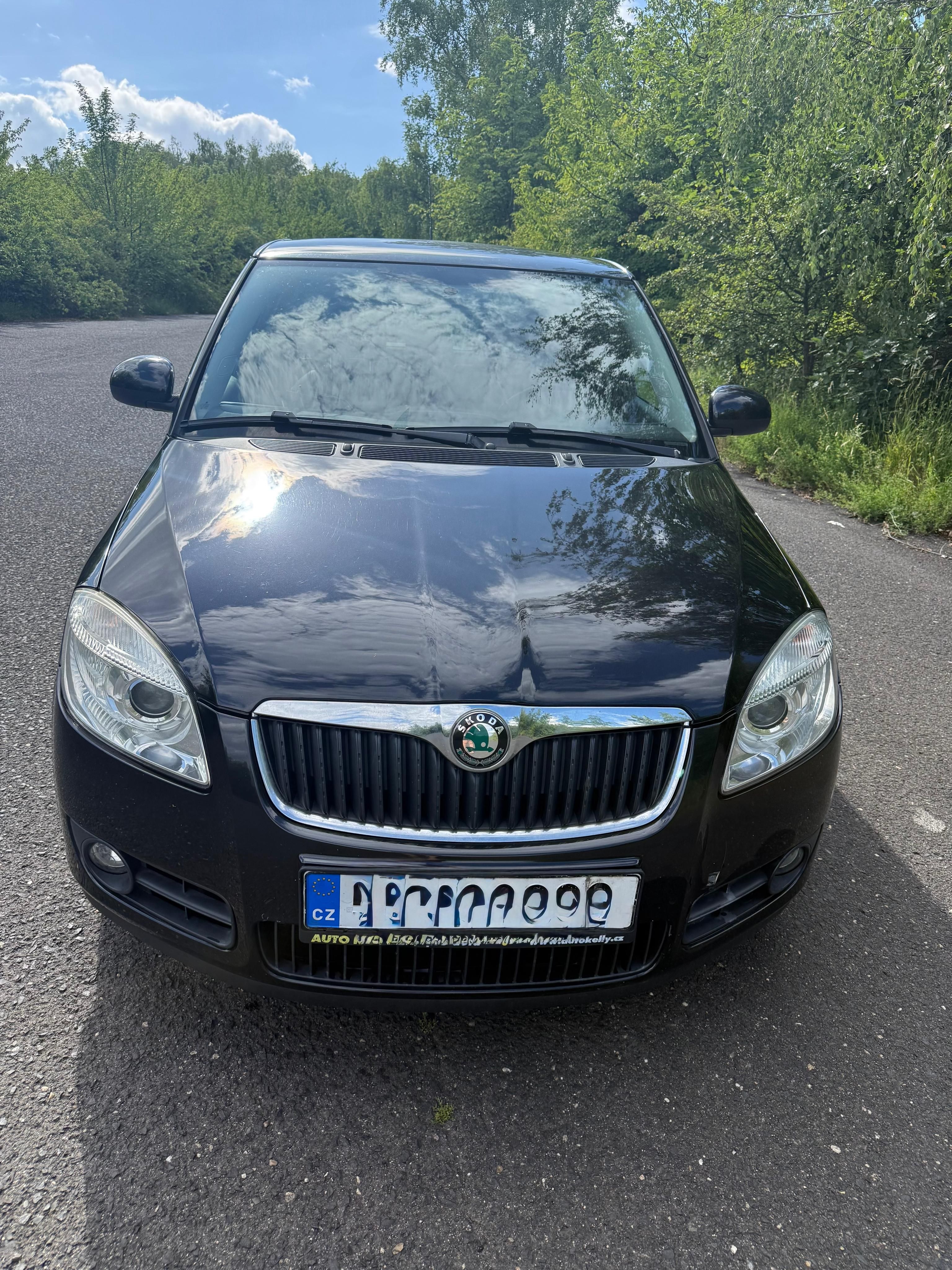 Škoda Fabia, II.1,4 16V, výbava Elegance - fotka 2