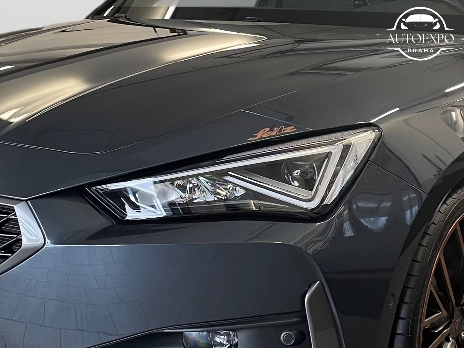 Cupra Leon, Sportstourer 2.0 TSI VZ *LED* - fotka 6
