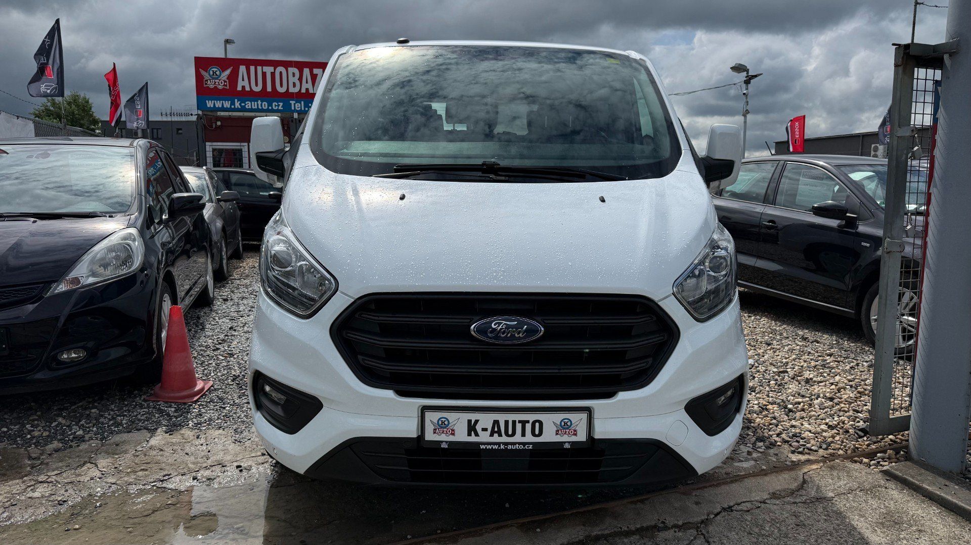 Ford Transit, 2.0TDCi 77kW *L1H1*9míst* - fotka 2