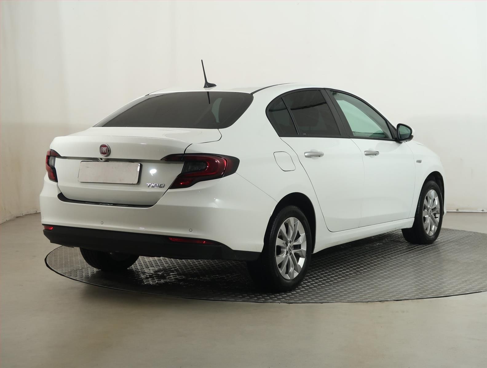 Fiat Tipo, 1.6 MultiJet, Záruka, ČR,1.maj - fotka 5