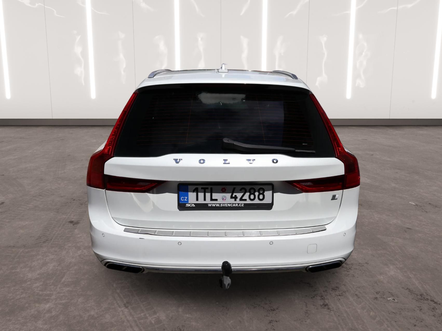 Volvo V90, D4 Inscription - fotka 3