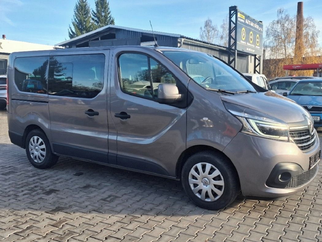 Renault Trafic, 2,0 dCi 145 EDC Passenger BUS - fotka 2