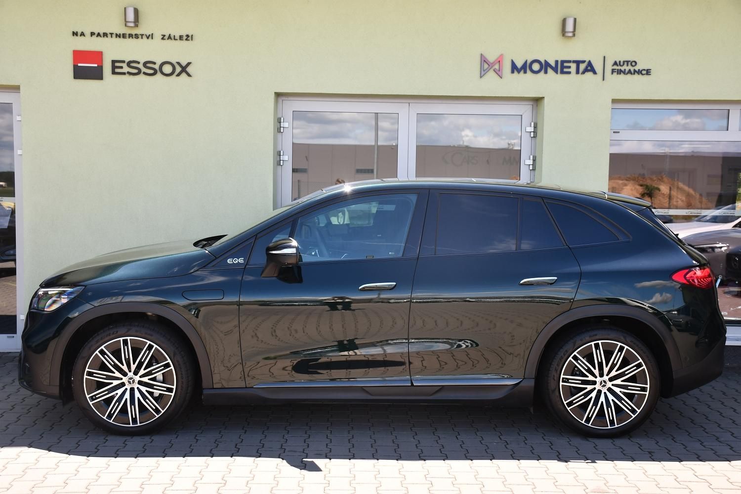 Mercedes-Benz EQE, 350 AMG 4MATIC PŘIPRAVUJEME - fotka 3
