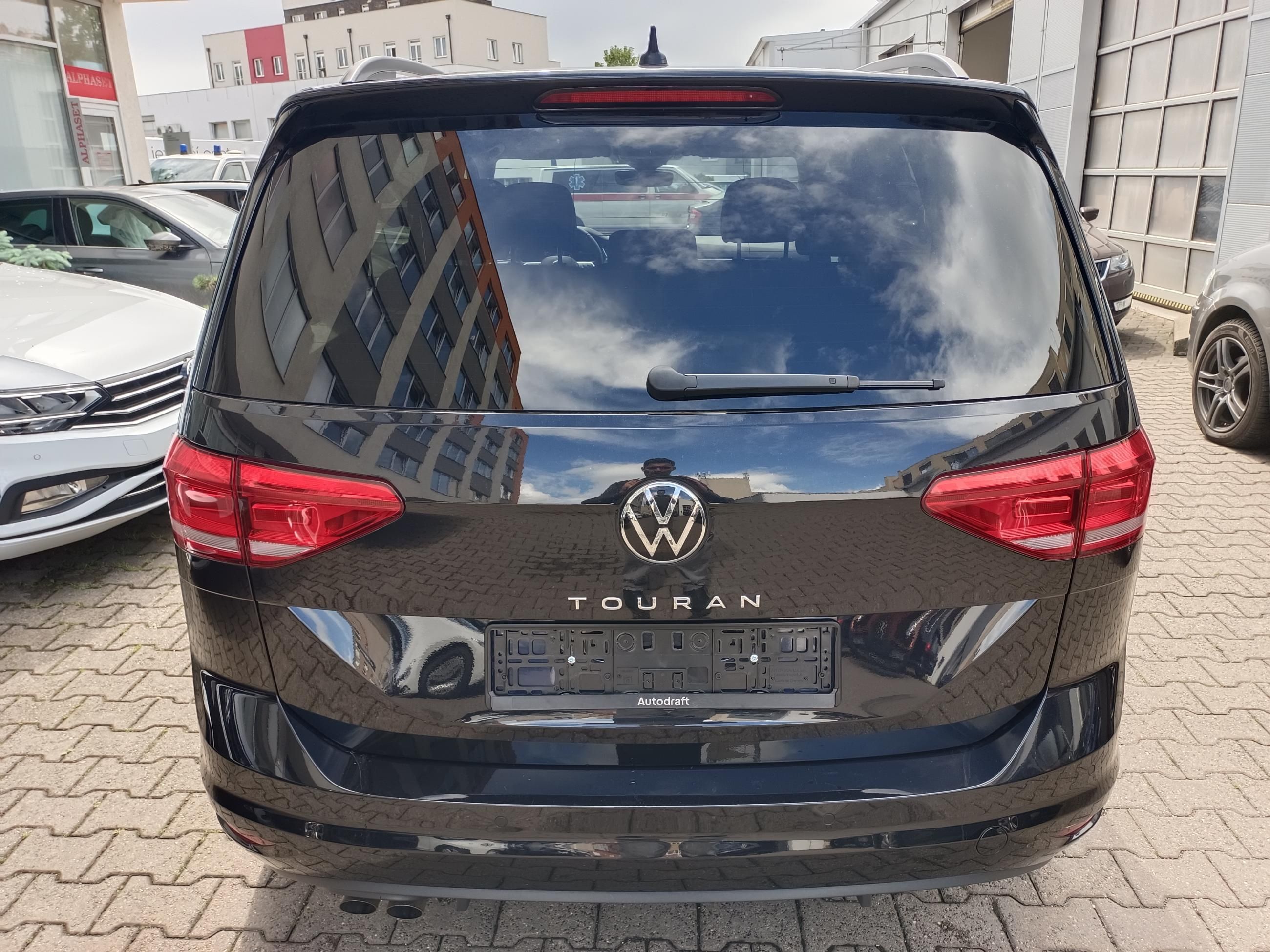 Volkswagen Touran, 2.0 TDI 110kW DSG / ALU 16'' - fotka 5