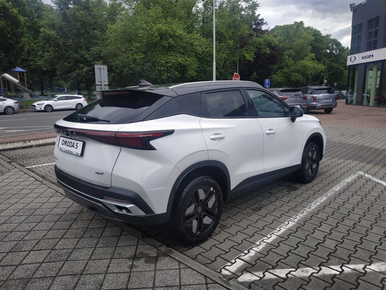 Omoda 5, 1.T HEV Premium AT, SKLADEM - fotka 5