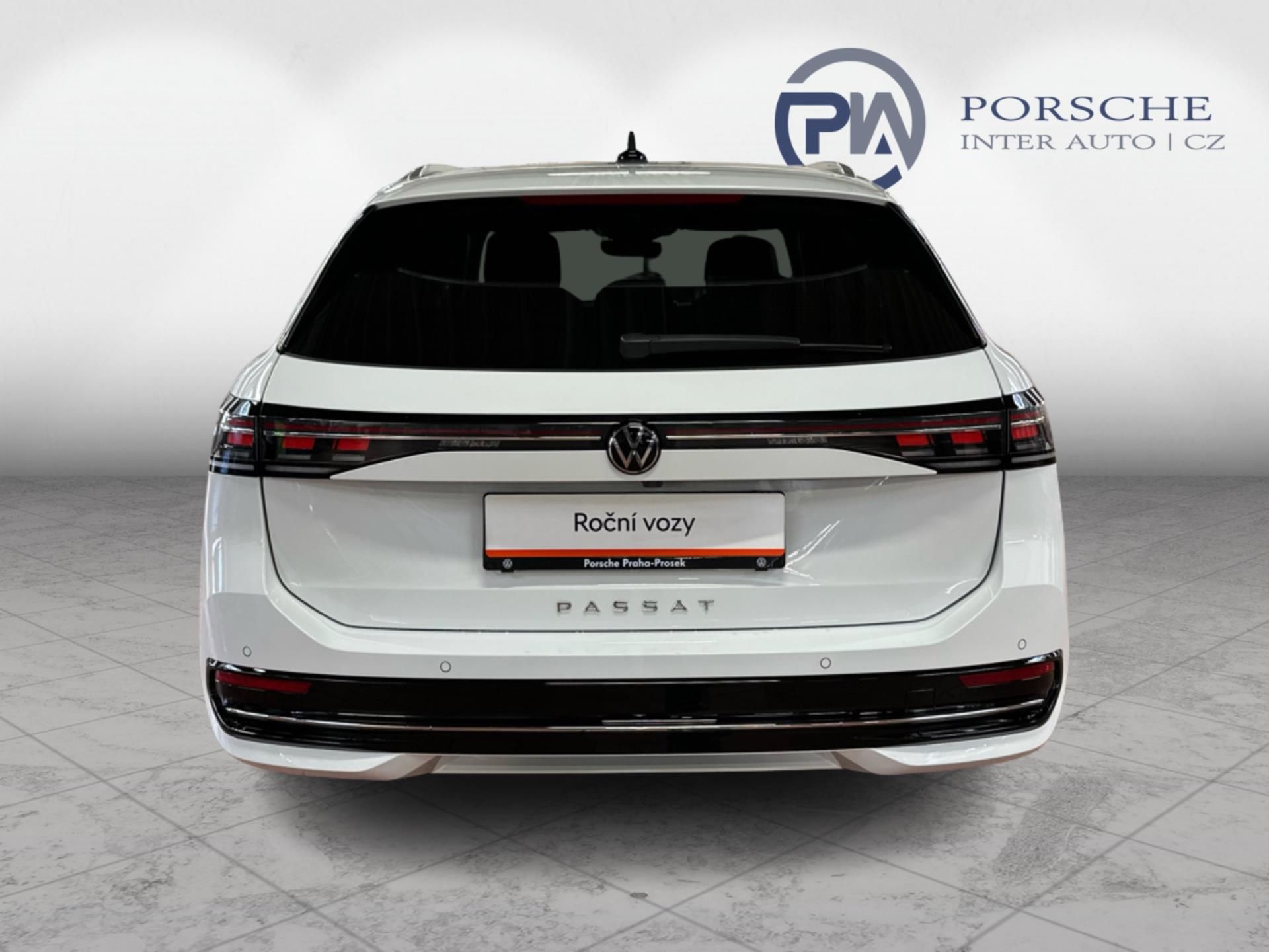 Volkswagen Passat, Elegance 2,0 TDI 110 kW - fotka 5
