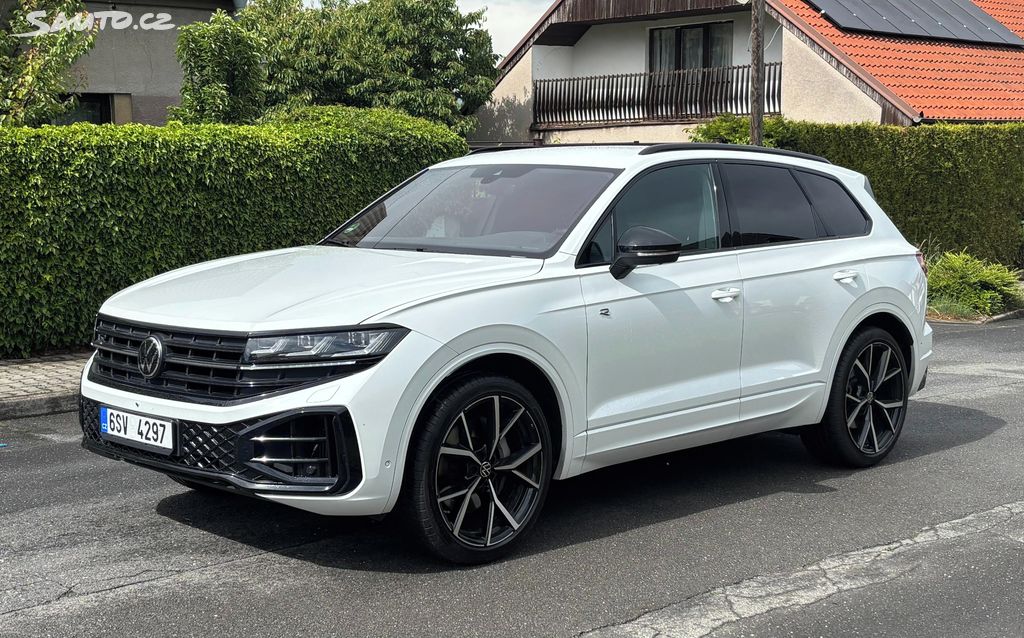 Volkswagen Touareg, 3.0 Tsi,R-Line,tažné,ČR,FULL