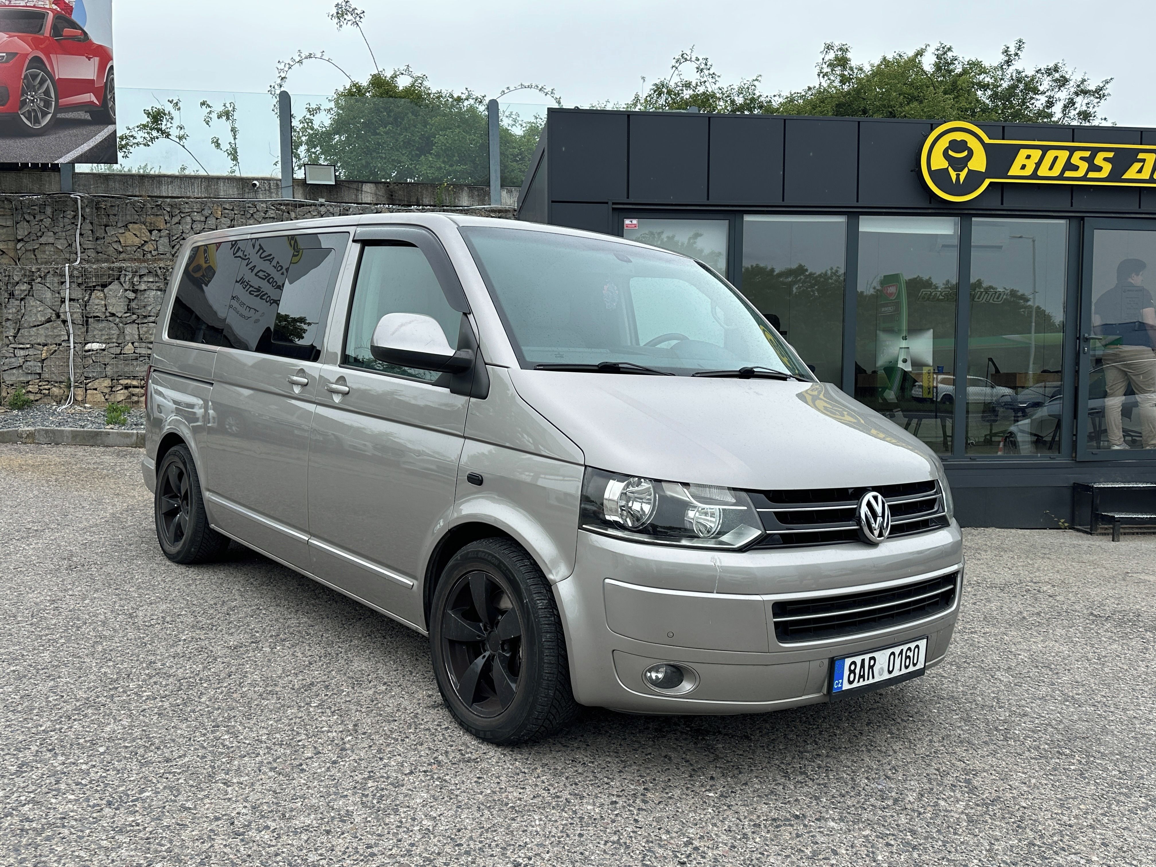 Volkswagen Multivan, Volkswagen Multivan 2010 - fotka 2