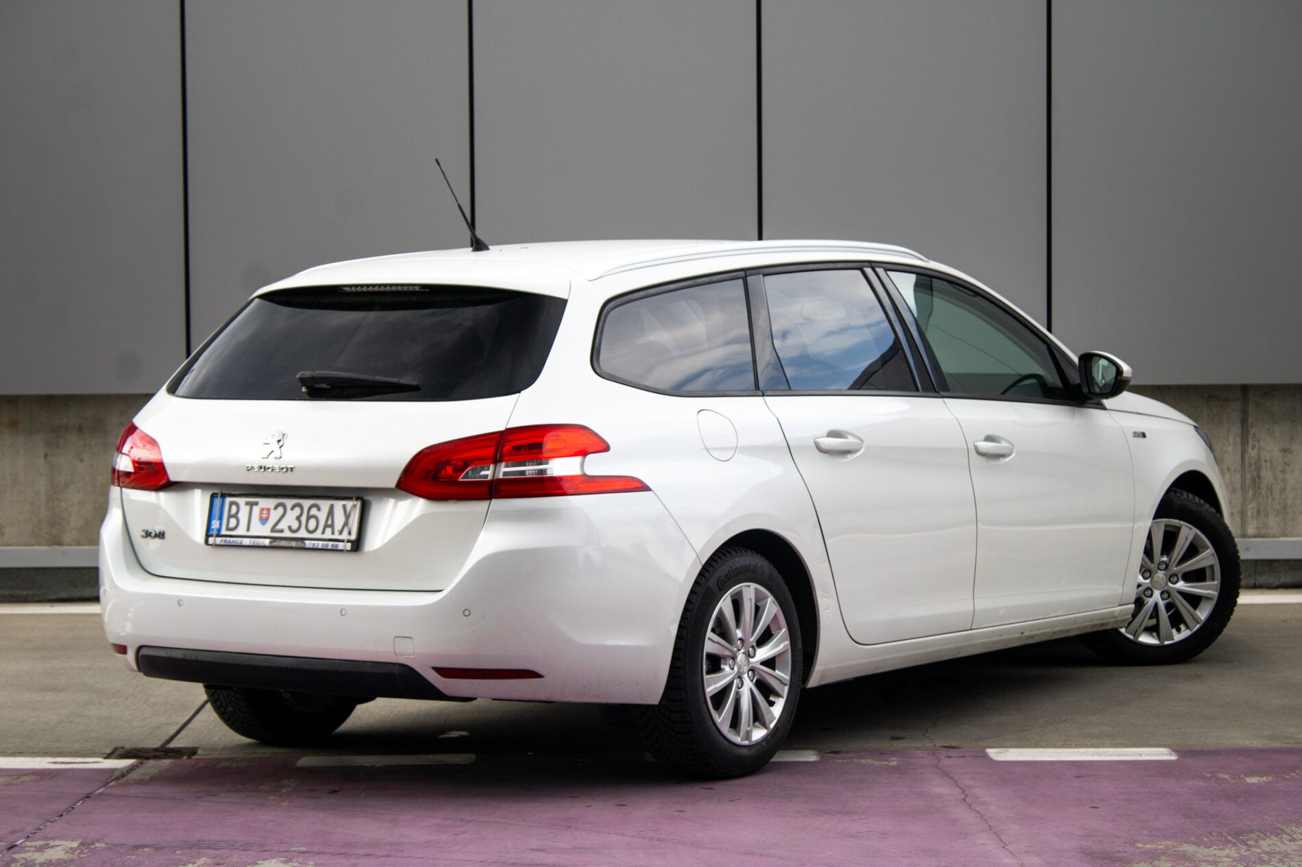 Peugeot 308 - fotka 5