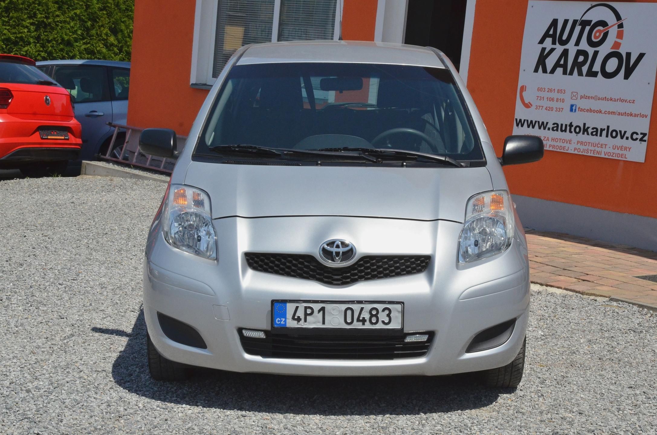Toyota Yaris, 1.0 VVT-i 51kW / ČR - fotka 2