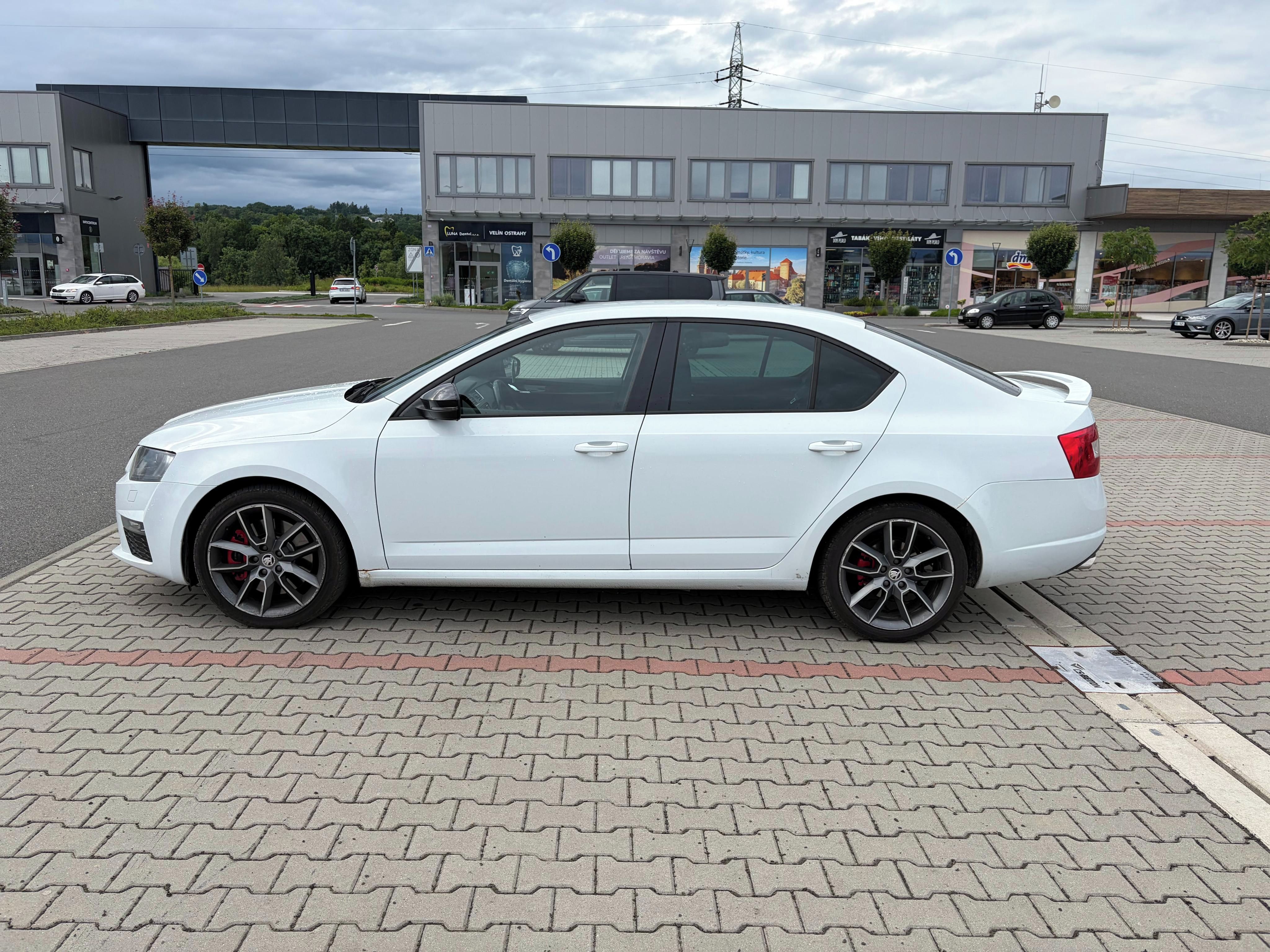 Škoda Octavia, III RS 2.0 TSi 162kw digi kl - fotka 6